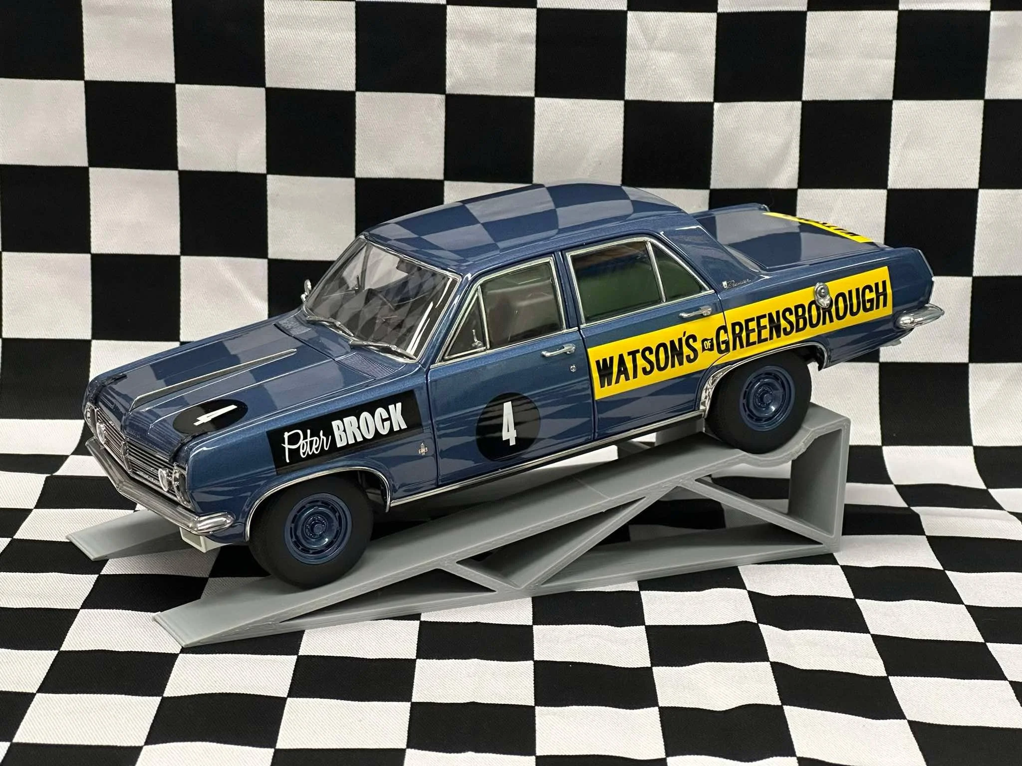 1:18 SCALE HOLDEN HR PREMIER 1969 WINTON RACEWAY PETER BROCK