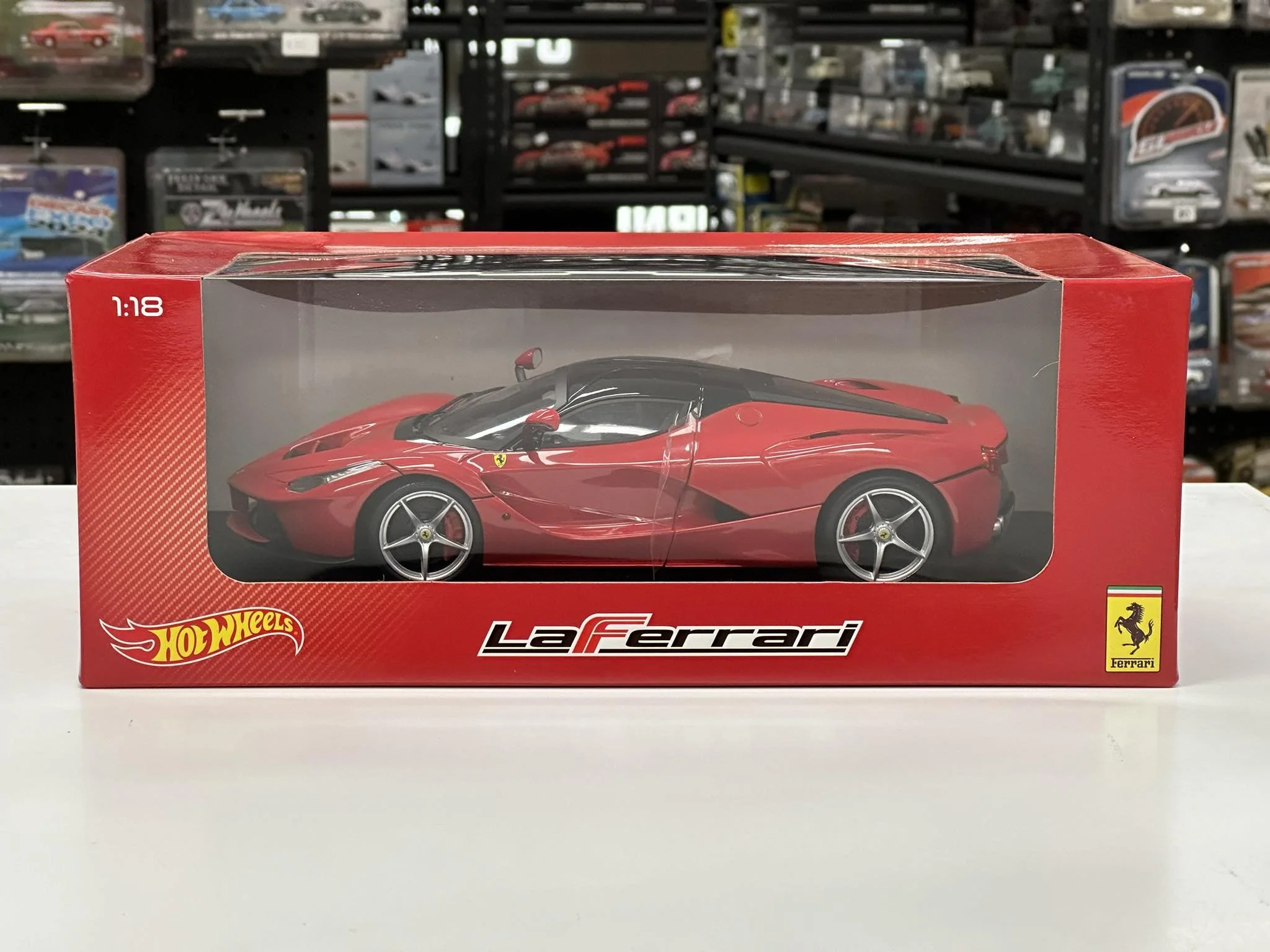 1:18 SCALE LA FERRARI