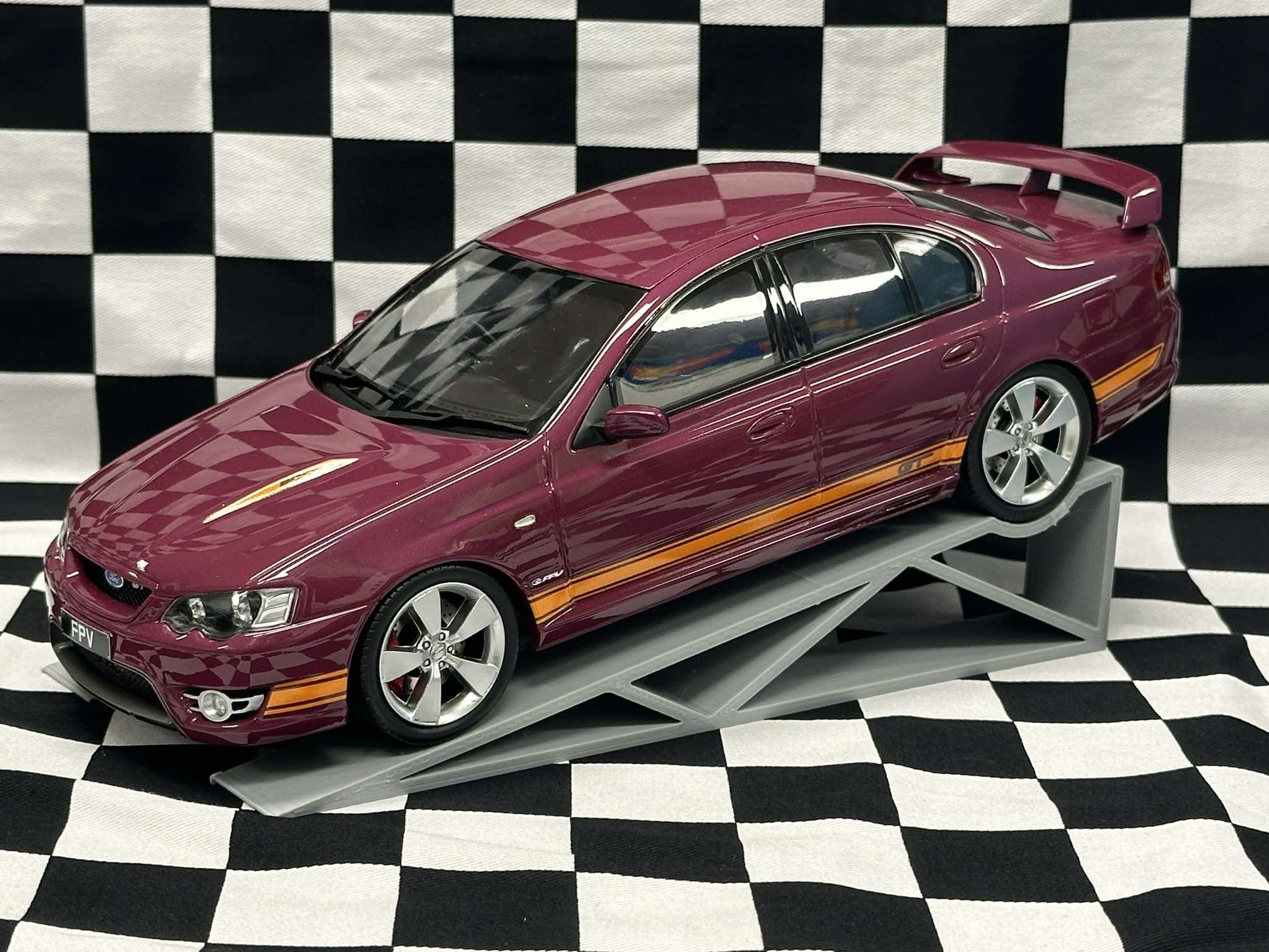 1:18 FORD PERFORMANCE VEHICLES BF GT FALCON MENACE PURPLE