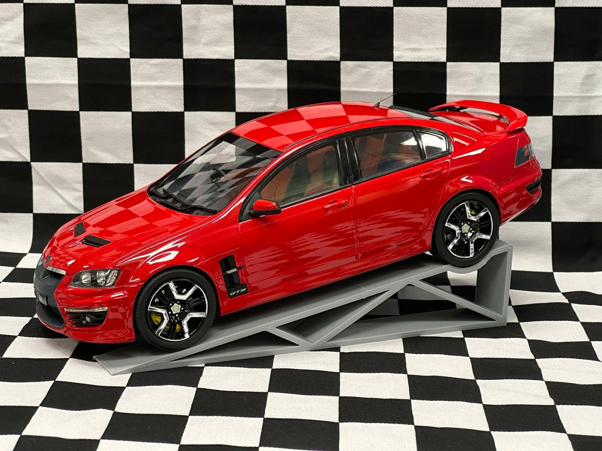 1:18 SCALE HOLDEN SPECIAL VEHICLES VE GTS E3 STING RED