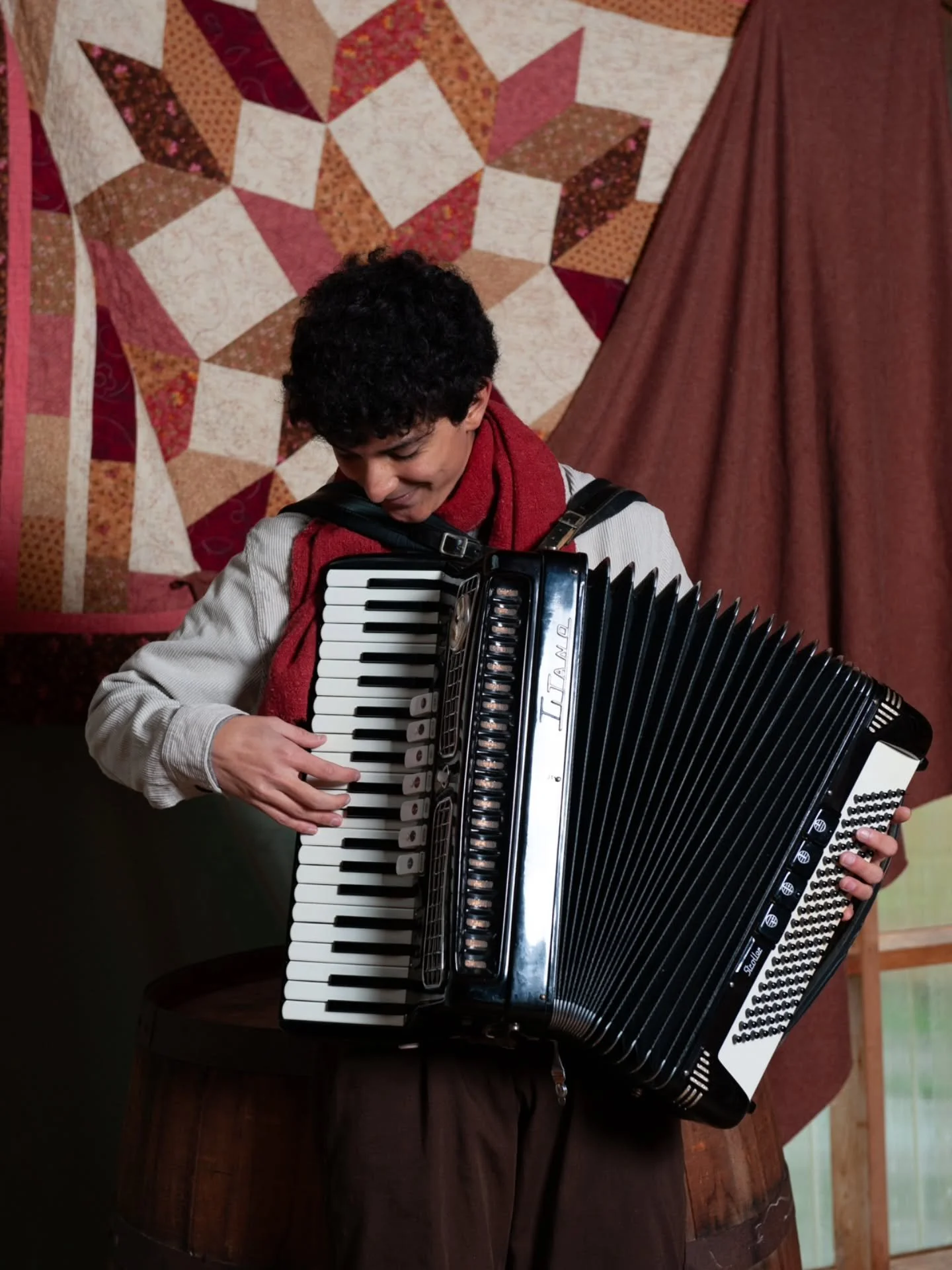 "It's a proper dance my dear."

TEMPTING PROVIDENCE 
March 12-29 
At Swallowfield Farm 
Tickets at: littledippertheatre.com

Photos: @diannaneufeldtlewis
Costumes: @luckysharpie
Props: @cathdelarambelje.theatre
Location: @swallowfieldfarm55