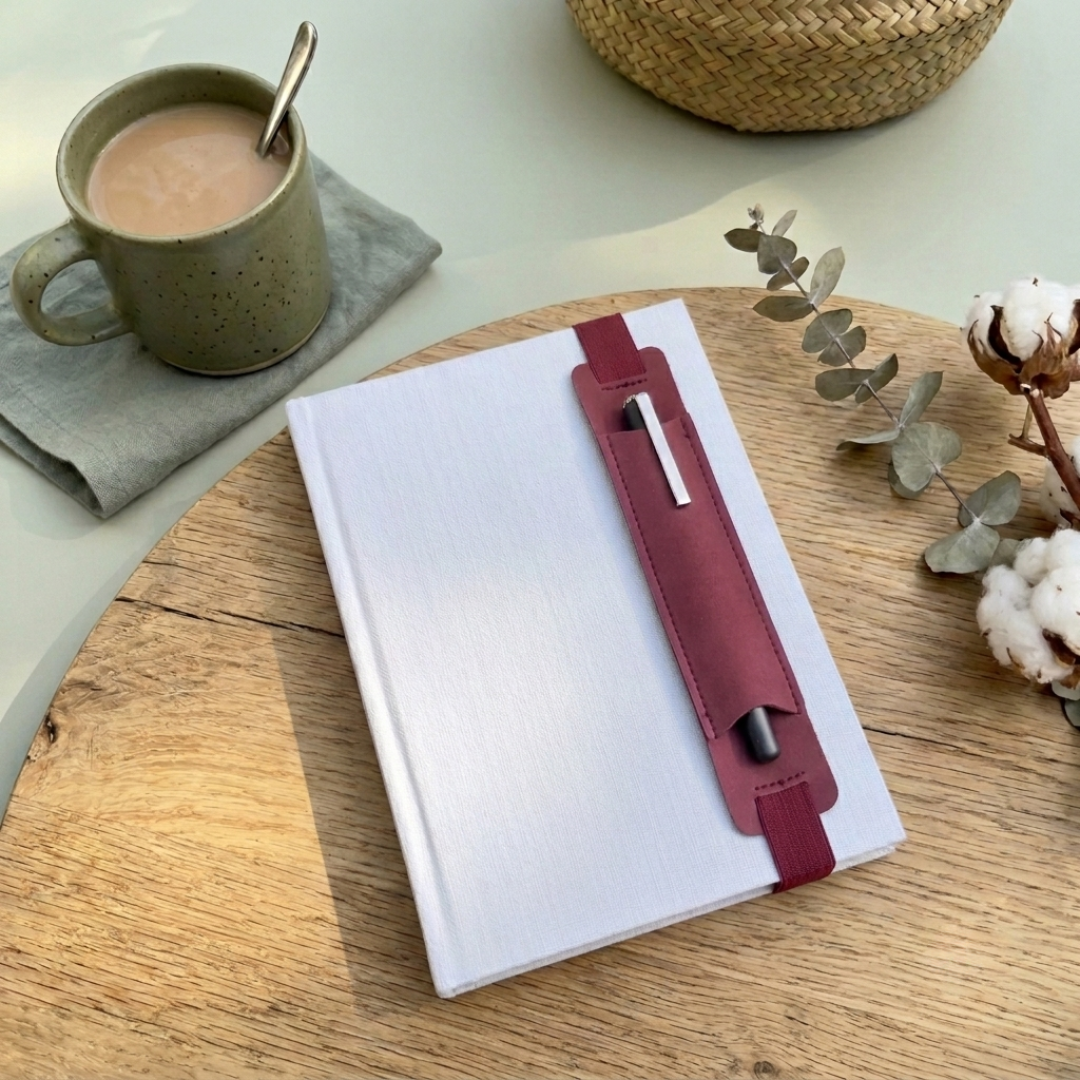Pen Holders Red.png