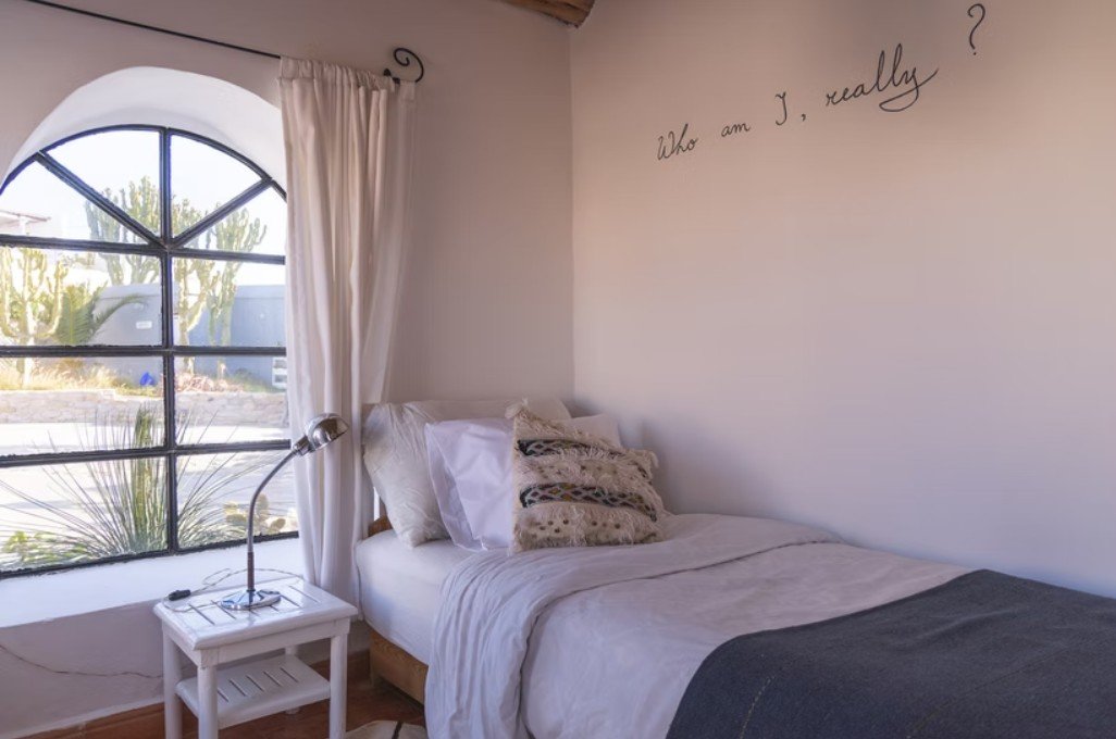 Dav Mahal Who am I.jpg