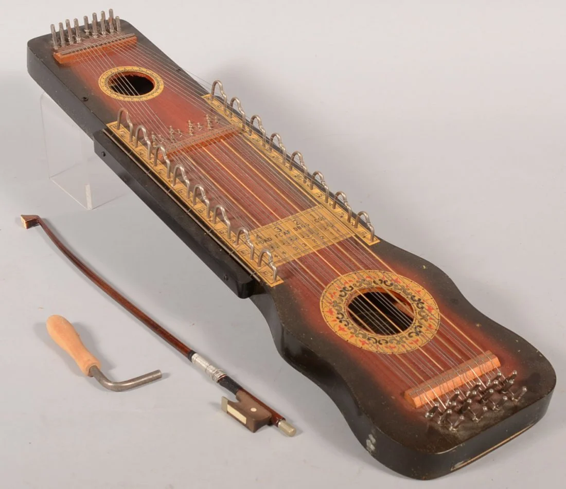 What is a Ukelin? The Unique Ukulele-Violin Hybrid Explained
