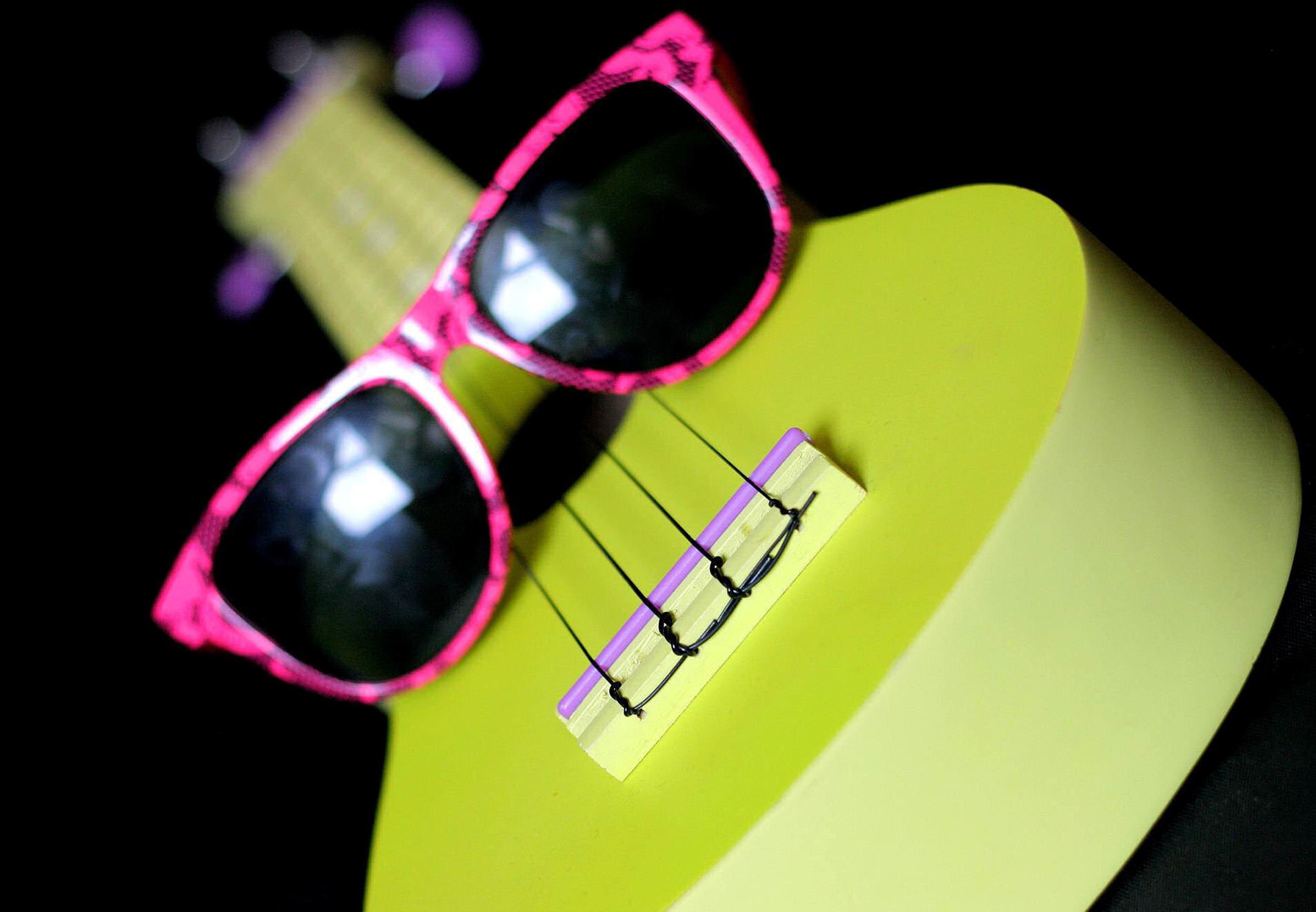 Ukuleles Unanimous Logo