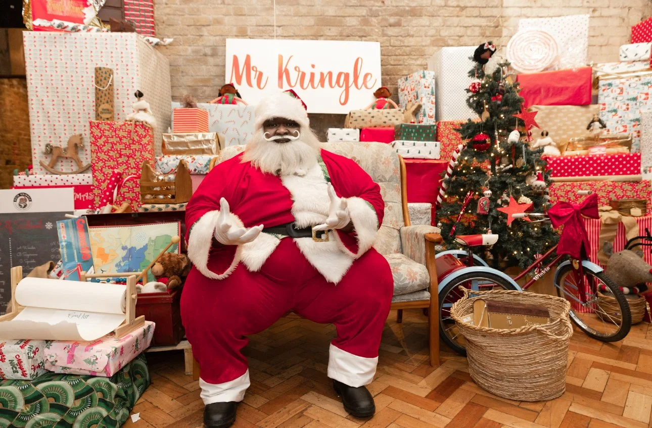 PRE-PAID PRINTED PHOTO WITH MR. KRINGLE