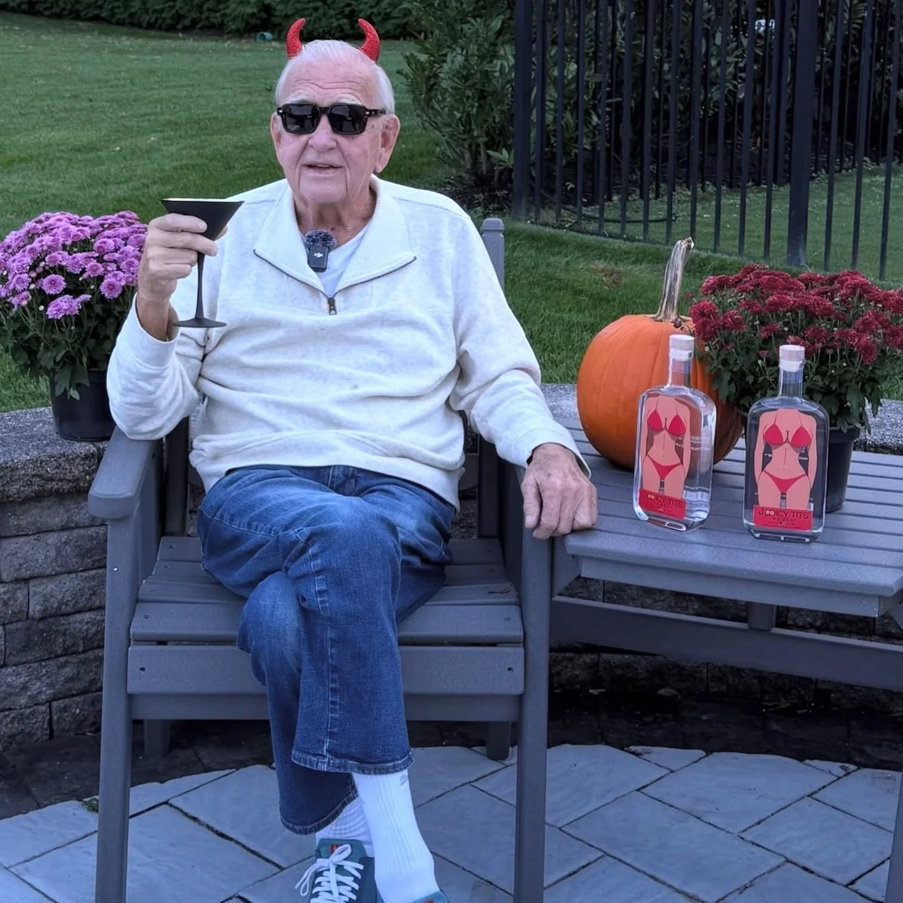 It&rsquo;s our favorite time of the year! 6 Jooicy Halloween cocktails dropping next week&hellip;just in time for your Halloween fun! 👻