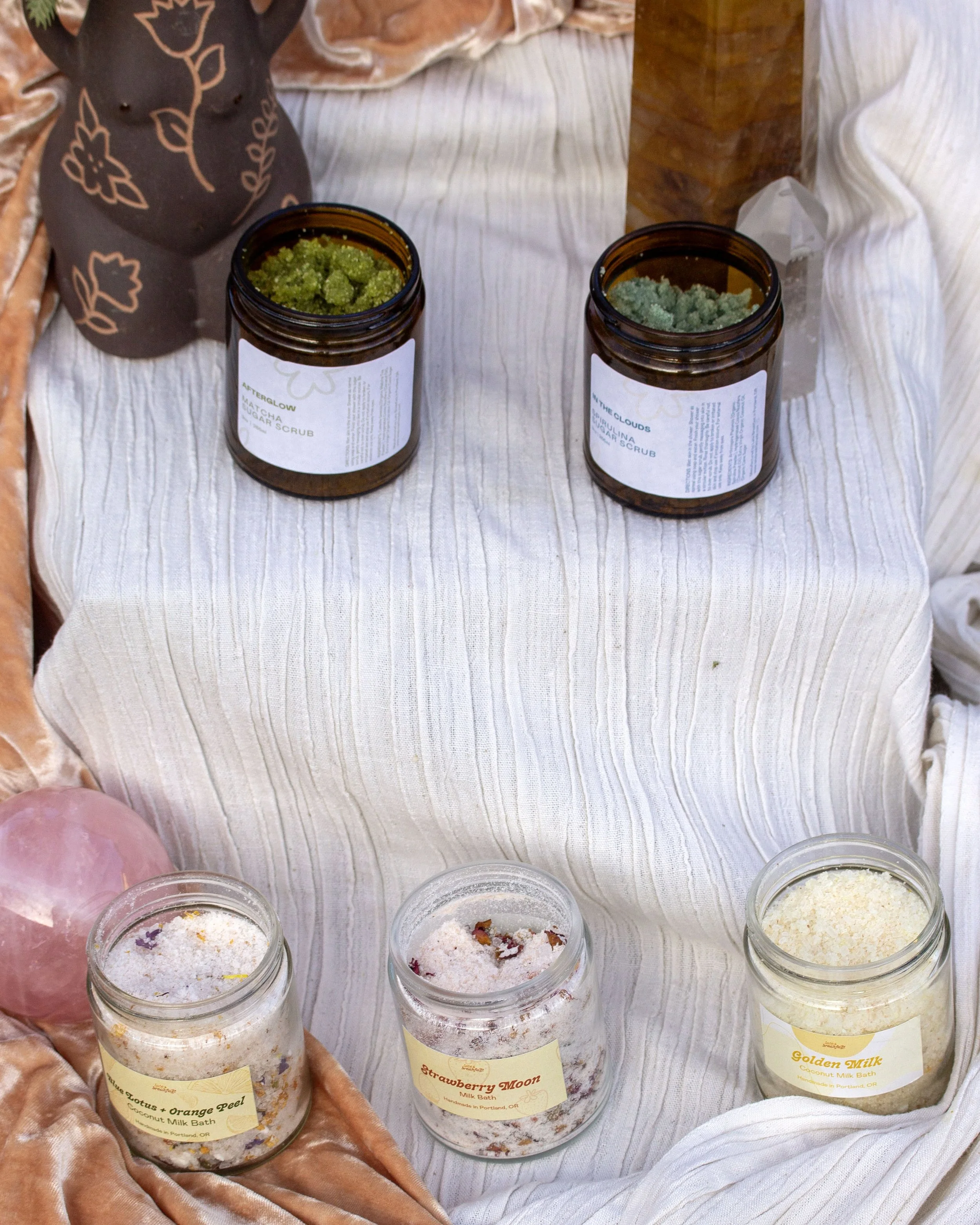 9oz bath and sugar scrub set 3 copy.jpg