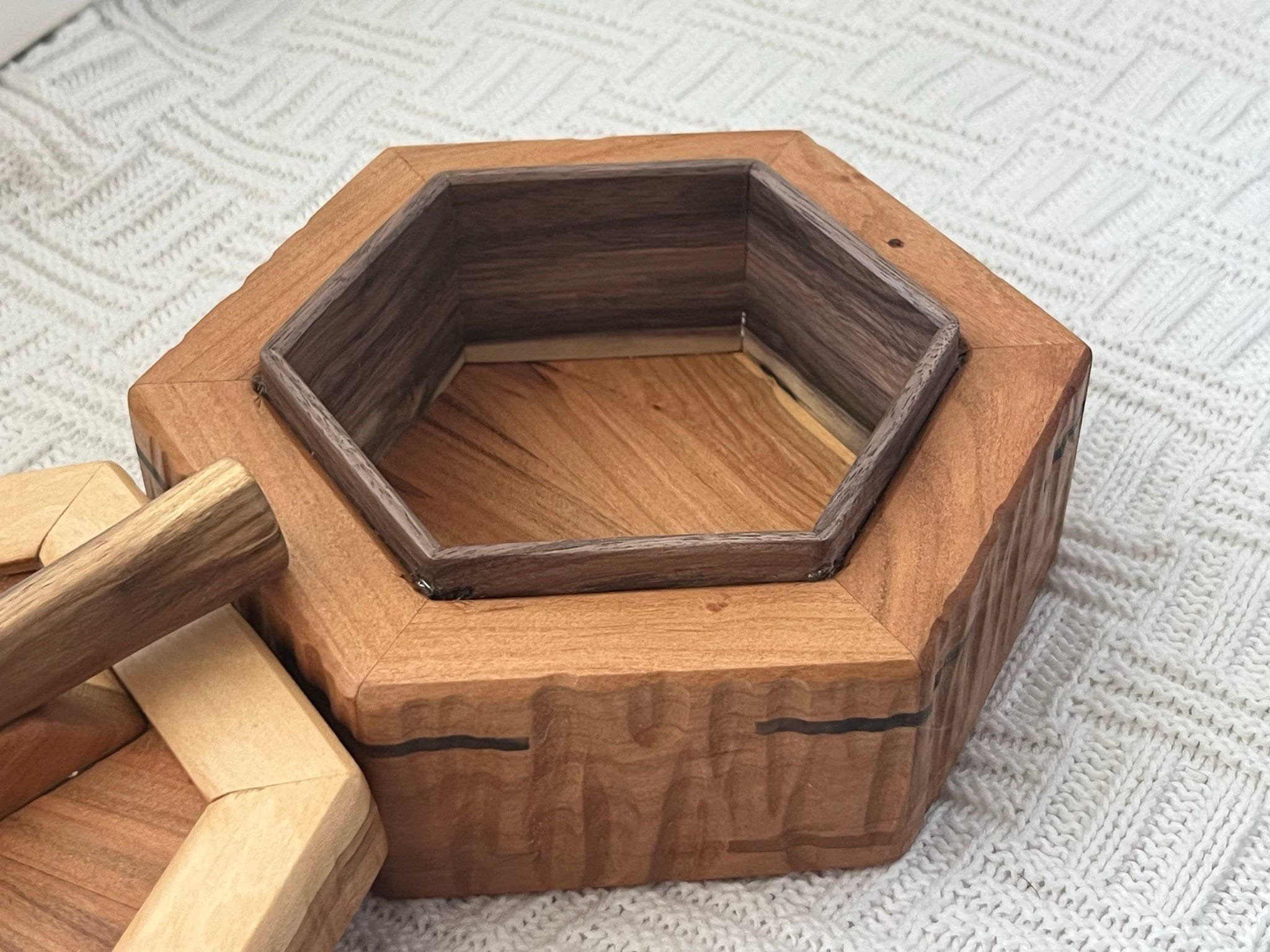 https://i.etsystatic.com/33218092/r/il/083e71/5603816075/il_fullxfull.5603816075_bbdy.jpg