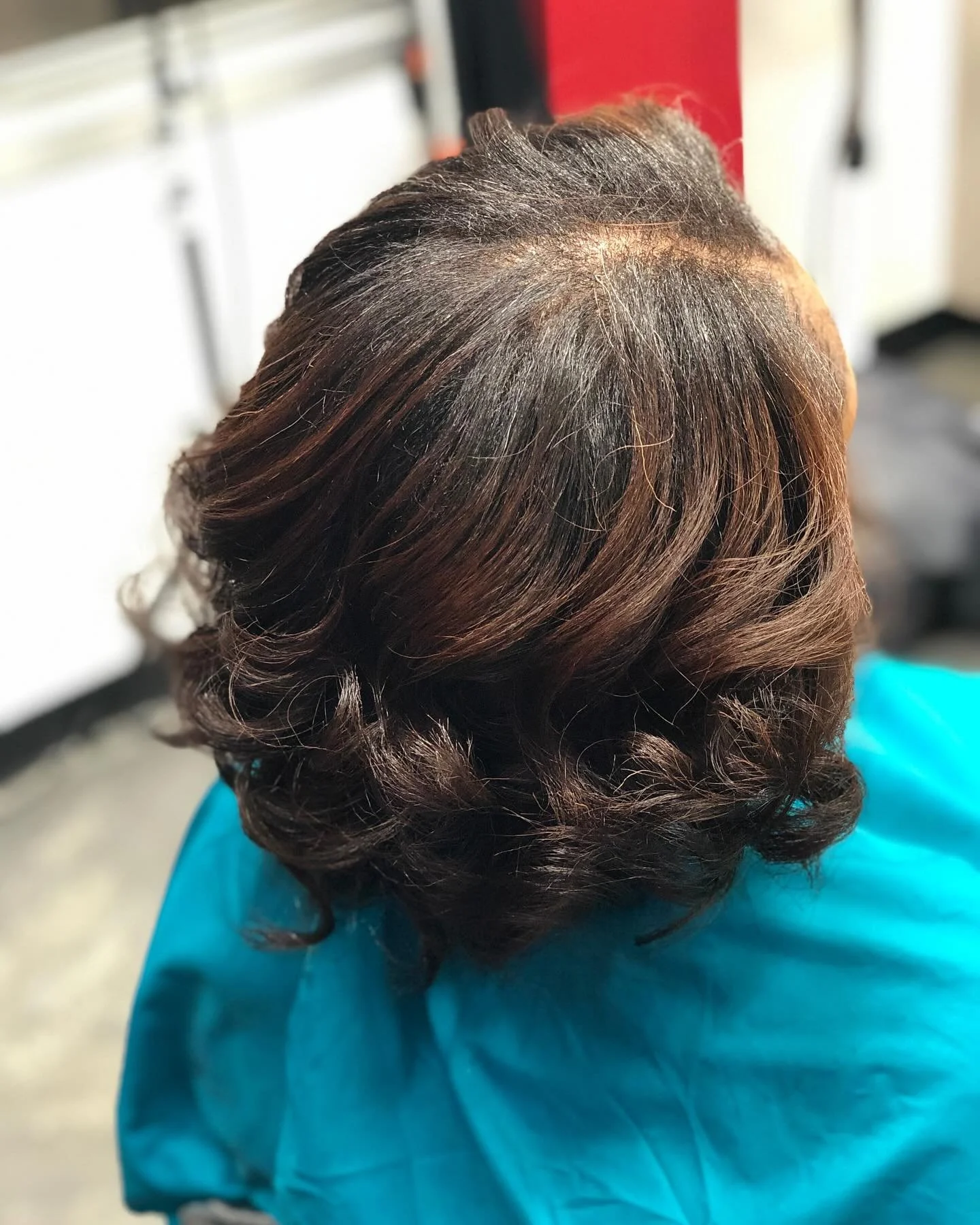 Silk press Hydration is so important to maintain the integrity and health of the hair.  Reserve your Steam and Blow Subscription today. 

#healthyhair #visageblowout #hydrationtreatment #naturalhaircare #growinghands #silkpress #blowout #dmvstylist #