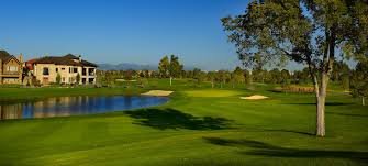 What are the main differences between Cherry Hills and Cherry Creek golf courses?