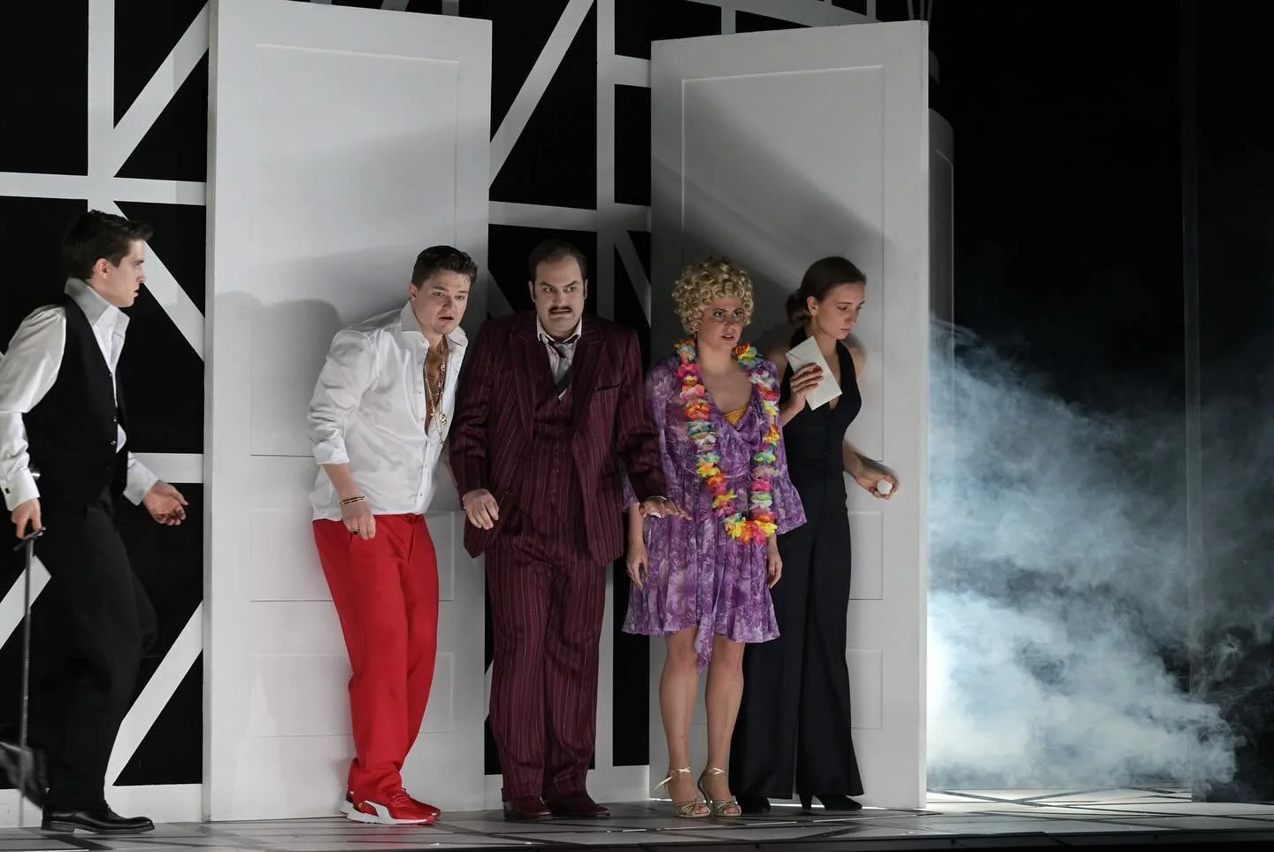 It has been so much fun already to sing Don Polidoro in L&rsquo;Italiana in Londra here @oper_frankfurt and share the stage with @mikolaj_trabka @monikambuczkowska @theolebow and @biancatognocchi, and I am so proud of all the intense work we did toge