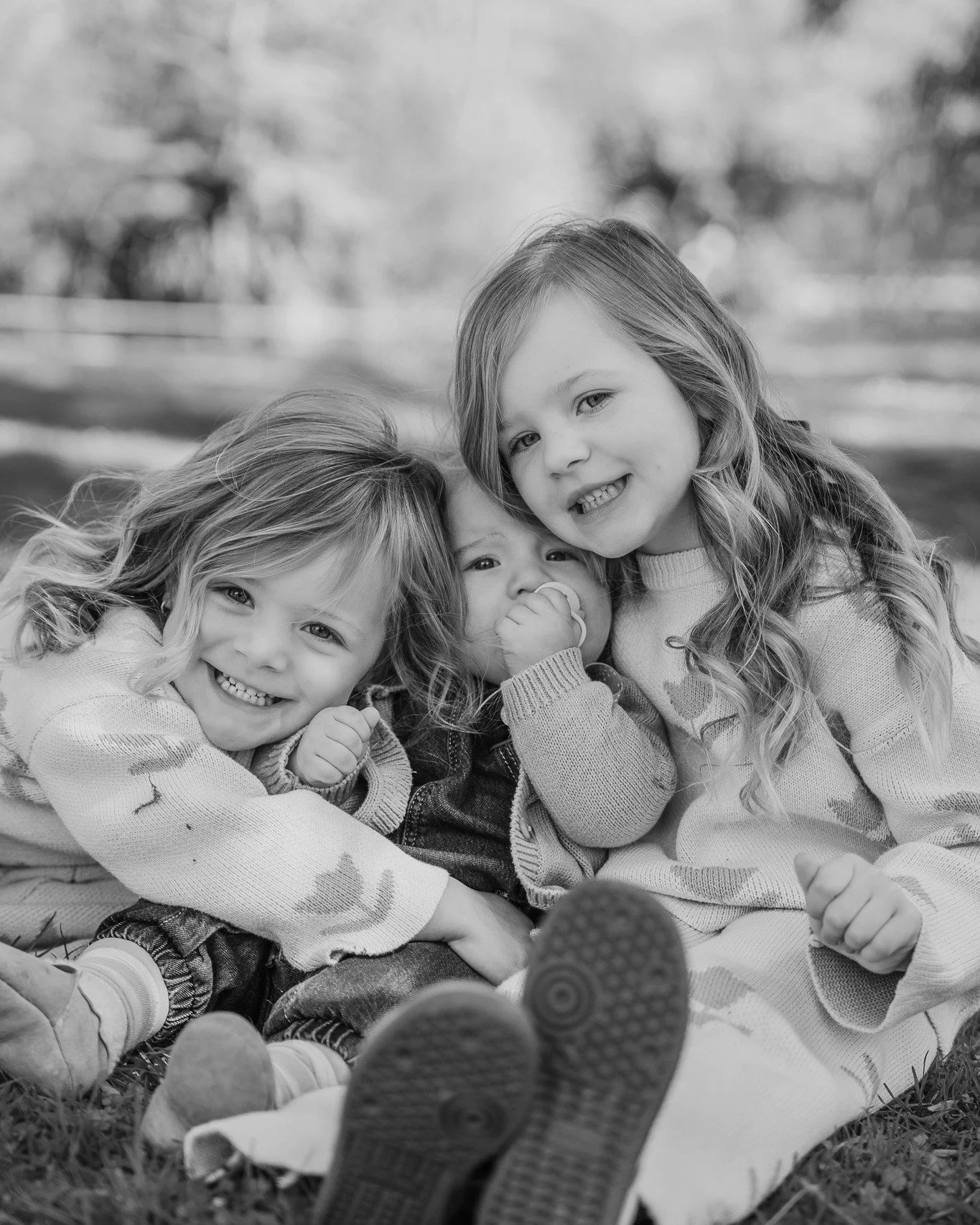 I'm going to talk you through this one real quick - this, is Dannielle and her GORGEOUS family... now these guys ended up with a session with me because of her sister Jasmine, who I photographed 2 YEARS AGO when she married the love of her life Carli