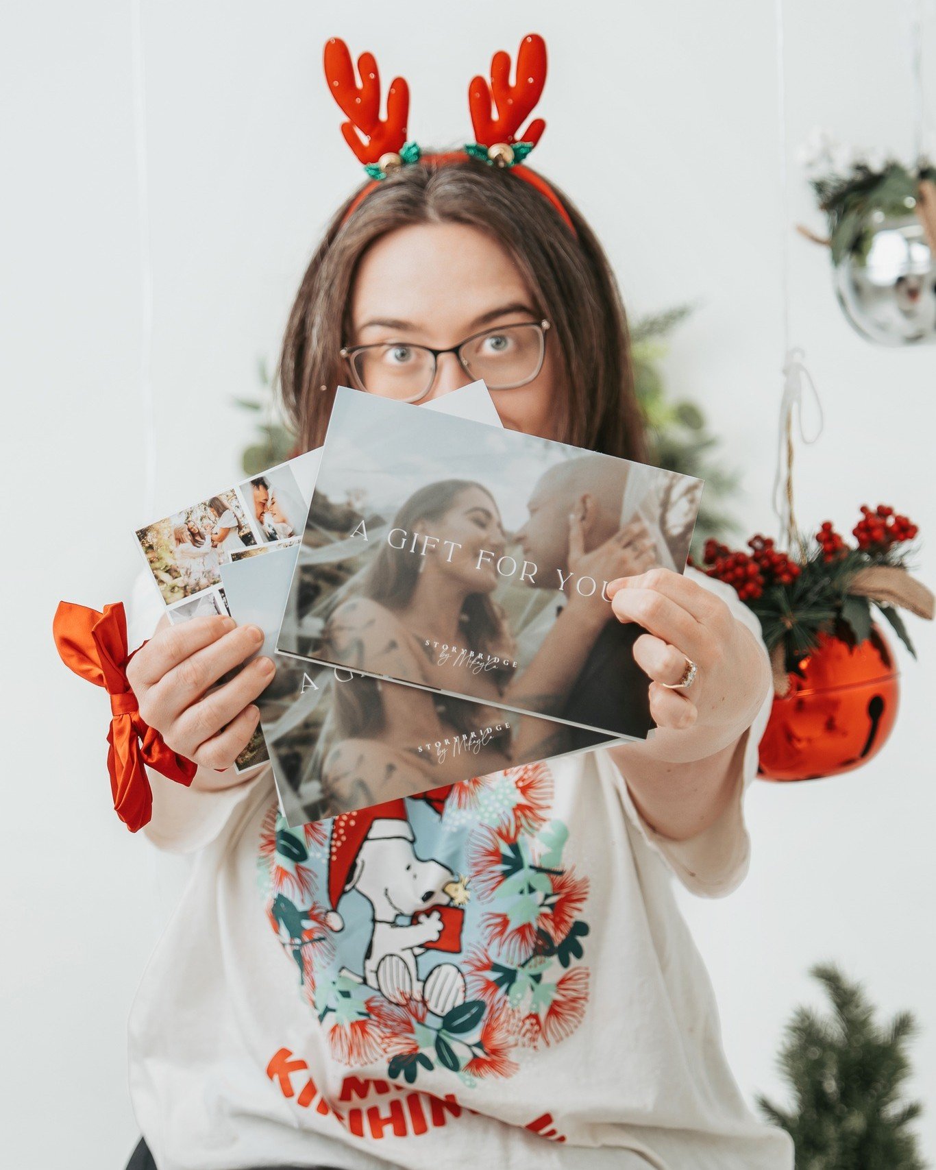 Gift vouchers would make great christmas presents. Just saying. Pm me to purchase. xxxxxxxx

P.s you left your reindeer ears behind Naz! I may have borrowed them for this pic! ;)