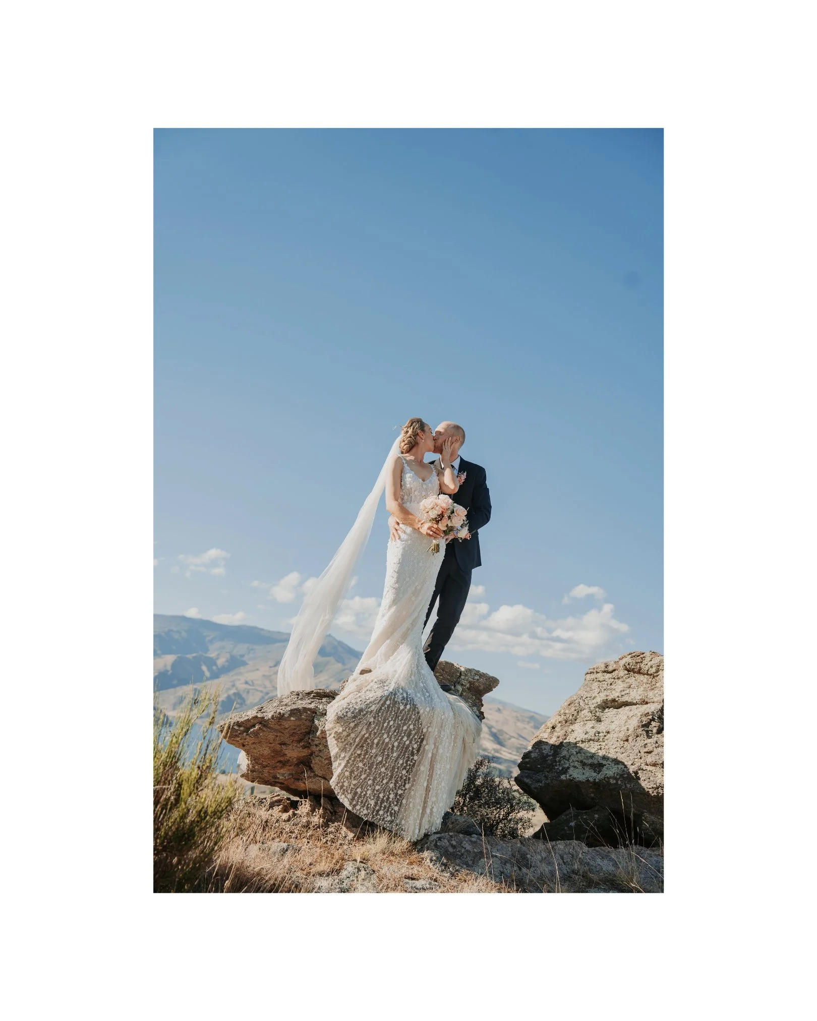 Megan &amp; Craig

Married back where it all began, these guys said I do in their old stomping ground in Central Otago. <3 An absolute ripper of a day celebrating with the best people, yummy food and alllll of the laughs! Megan found the most incr