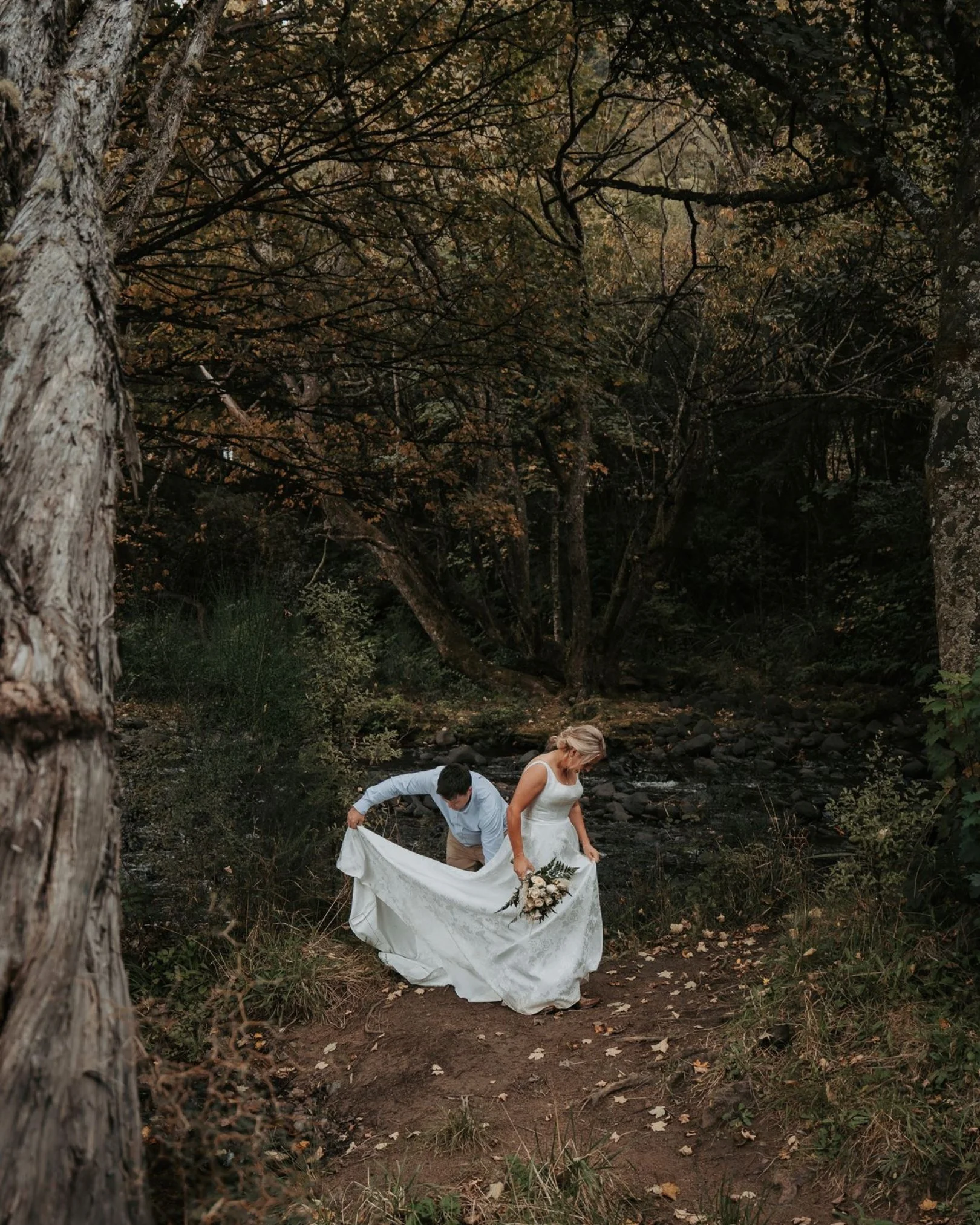 Kelly &amp; Tyler <3

To wrap up a crazy incredible 25/26 wedding season I got to capture this incredible Autumn day for K&amp;T! And best of all they are also really good friends (of mine, also of each other)! These guys planned the most relaxed 