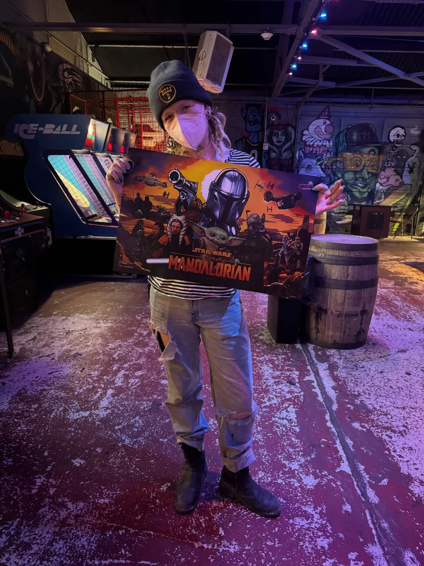 👾 Congratulations to Alia for walking away victorious with the @sternpinball Mandalorian translite art in last week&rsquo;s night of hot pinball action! 🔥 

The Emporium Pinball League meets every Tuesday 7pm at @emporiumneworleans - $1 to play, al