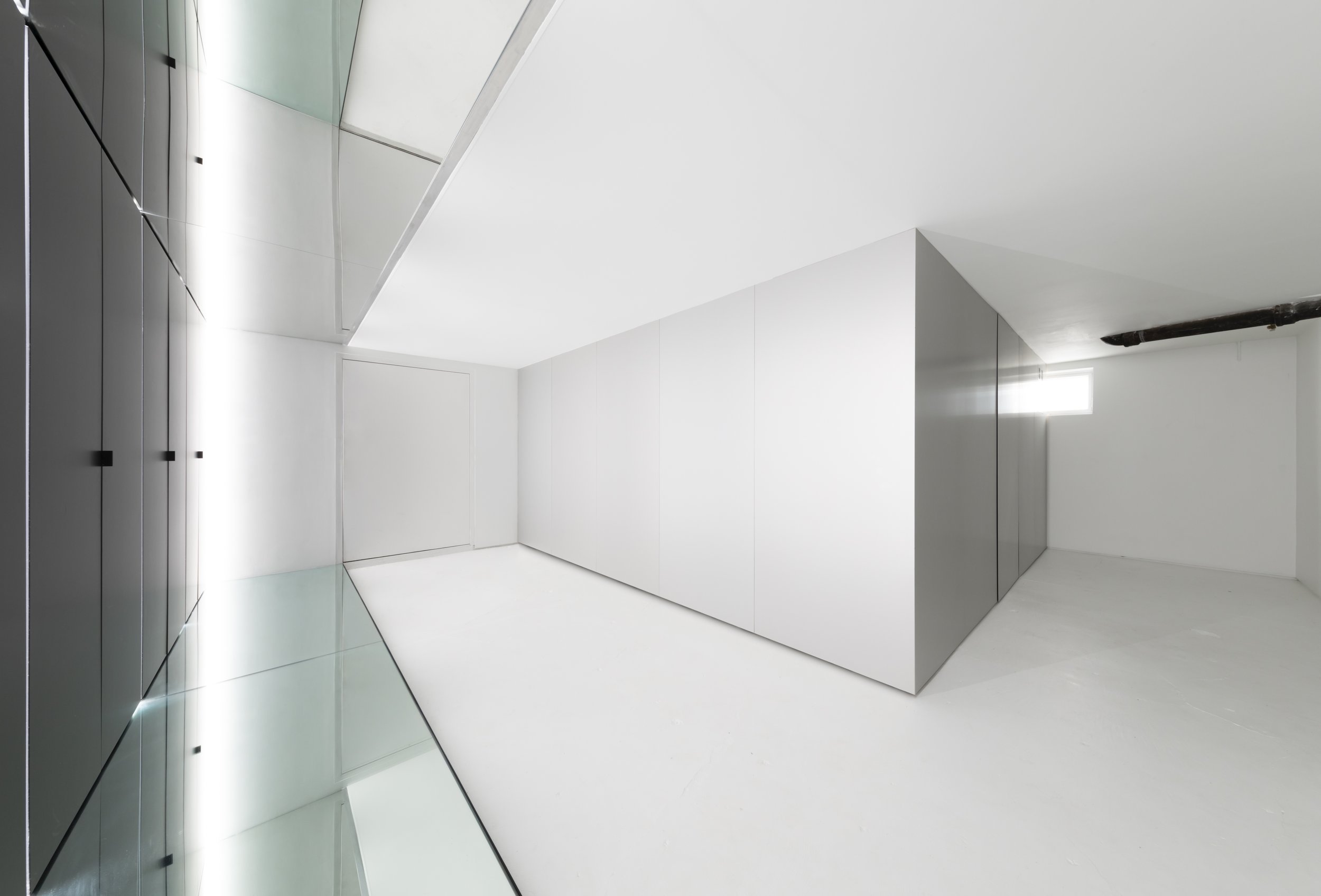 1 Interior Design of the Year Architecture Masterprize Los Angeles, 2019 . 2 Prix d’excellence de l’Ordre des architectes du Québec 2019 Oeuvres hors catégorie . 3 German Design Awards Excellent Architecture - Fair and exhibition Fran