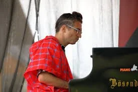 WED 8 &amp; 9:30 - Leo Genovese Quartet w/Billy Drewes, Cameron Brown, Billy Mintz