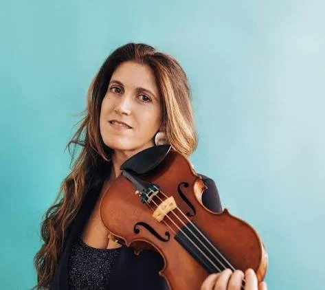 FRI 8 &amp; 9:30 - Ludovica Burtone