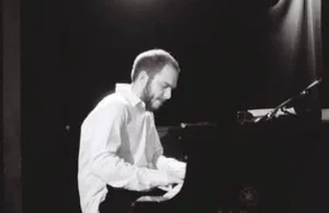 WED 8 & 9:30 Noah Stoneman Trio w/Felix Moseholm, Jacob Patrone at BAR BAYEUX