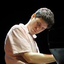 FRI 8 &amp; 9:30 - Alvaro Torres w/Thomas Morgan, Francisco Mela