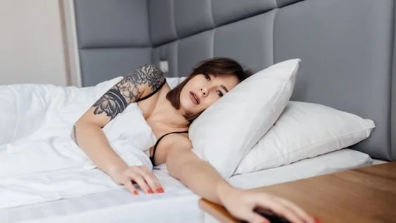 From Venmo To Snap Map, Here's How To Digitally Disconnect From Your Ex