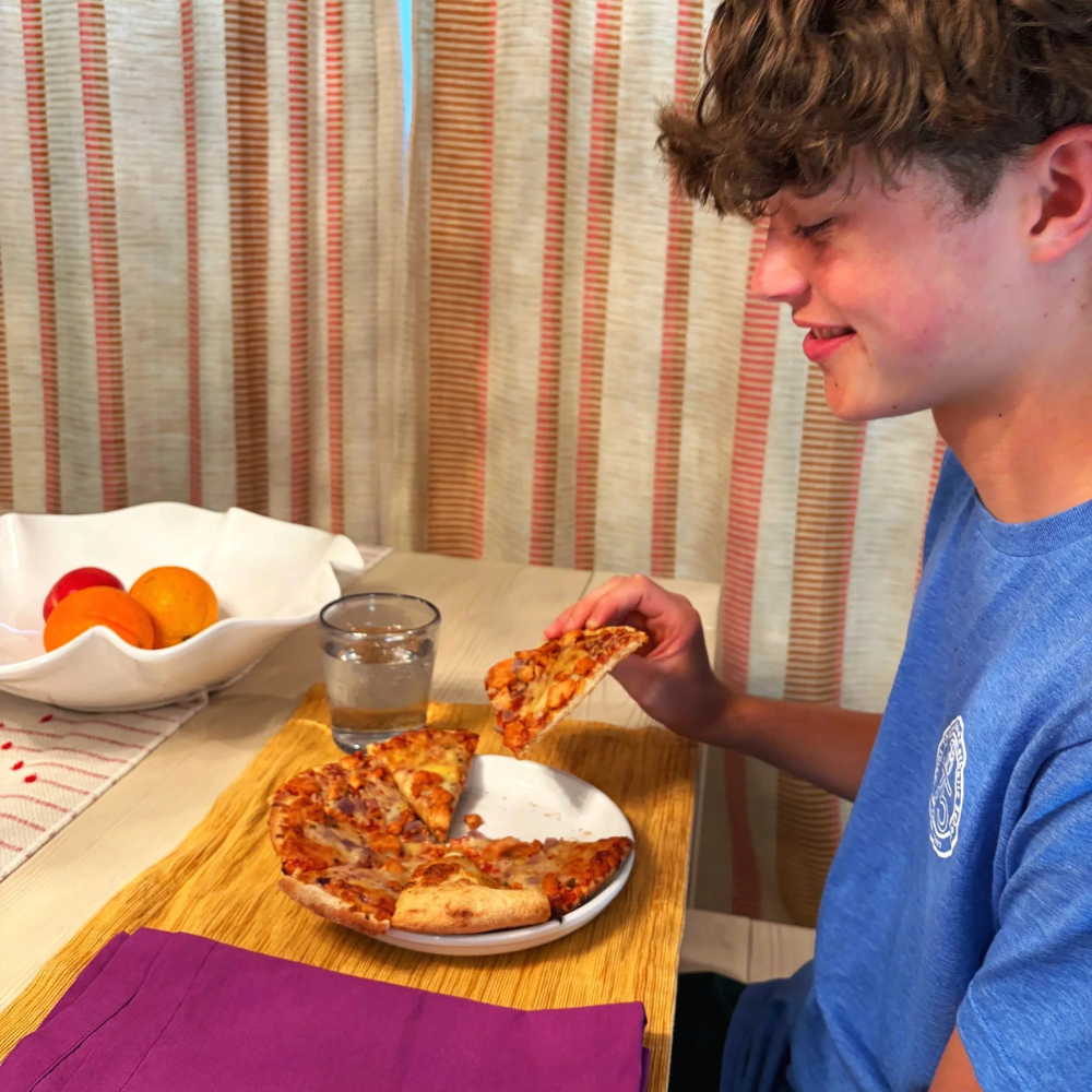 Intuitive Eating for Teens in Atlanta: From Fitting in to Filling Up on Life
