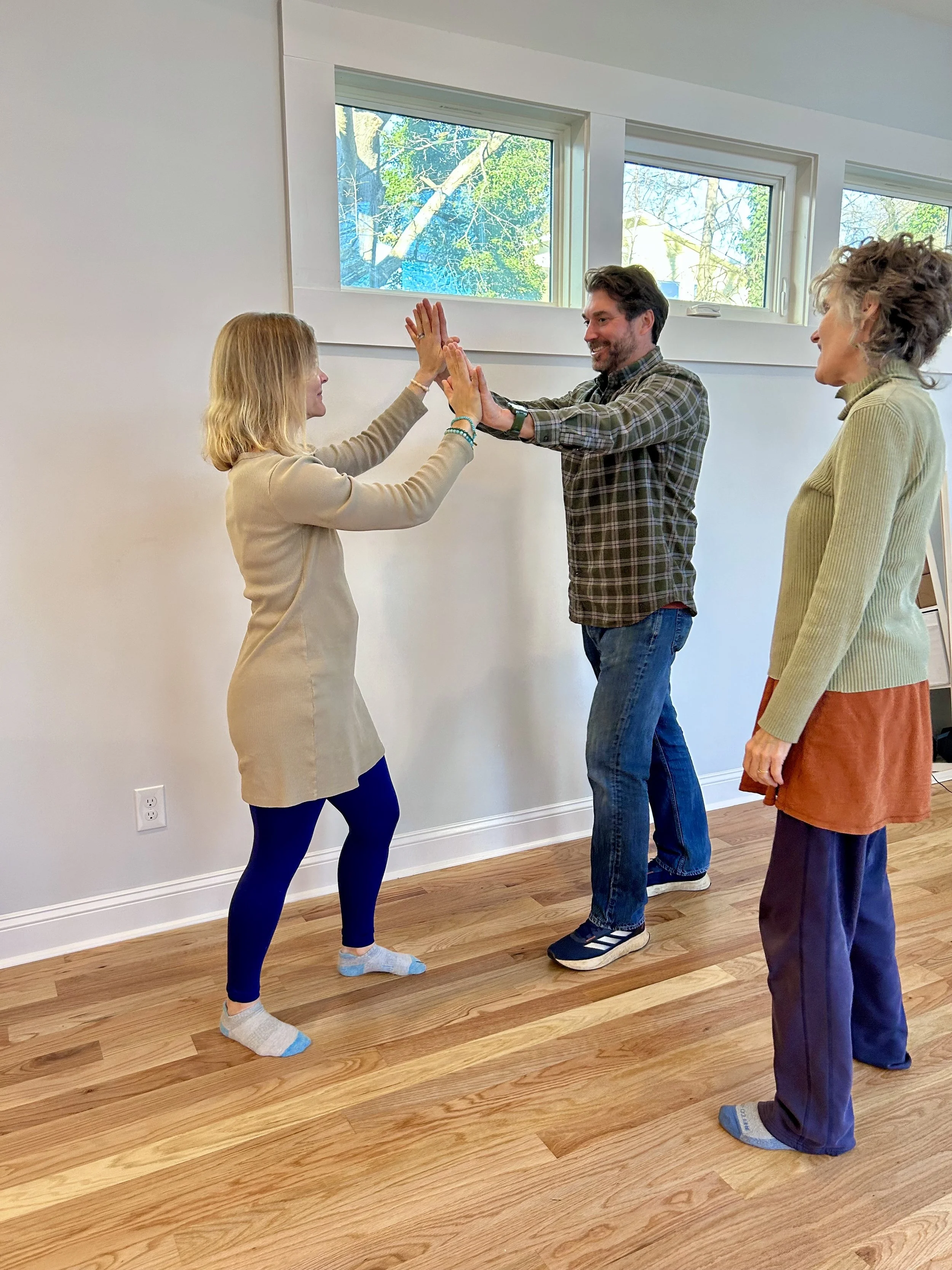 Caroline Gebhardt, LPC, RYT, somatic therapy Atlanta, somatic practitioner, embodiment coach, registered yoga teacher, trauma healing, eating disorders, intuitive eating counselor, parent coach atlanta