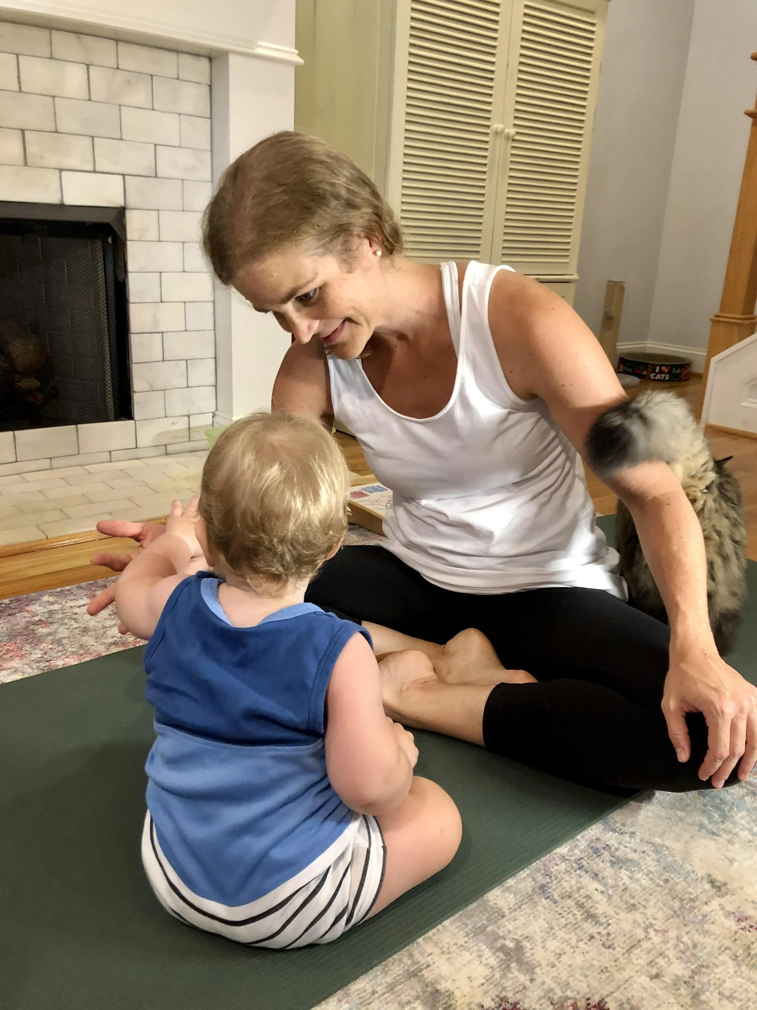 Caroline Gebhardt, LPC, RSME/T, somatic therapy Atlanta, Intuitive Eating, Polyvagal Theory, Nervous System Regulation, Non-diet, Movement Therapy, Eating Disorder Therapy Atlanta