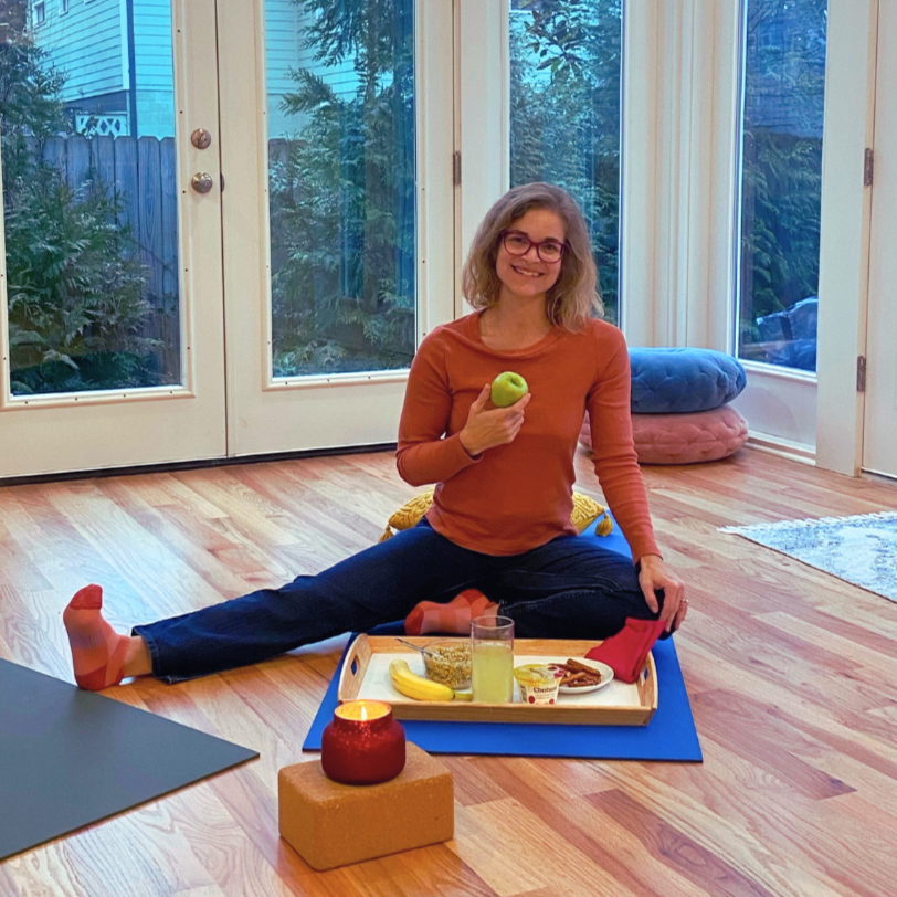 Caroline Gebhardt, LPC, RSME/T, somatic therapy Atlanta, Intuitive Eating, Polyvagal Theory, Nervous System Regulation, Non-diet, Movement Therapy, Eating Disorder Therapy Atlanta