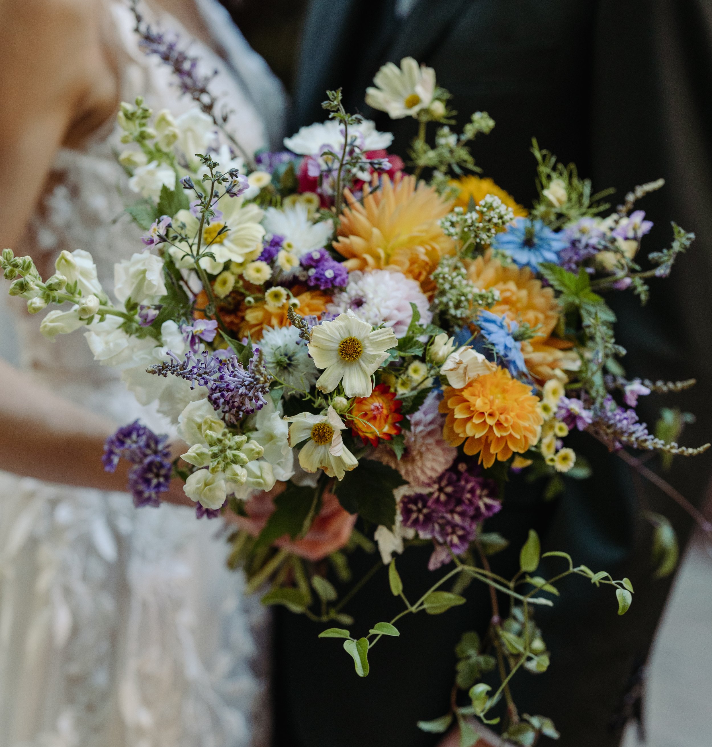 kara-evan-bridal bouquet (high res copy).jpeg