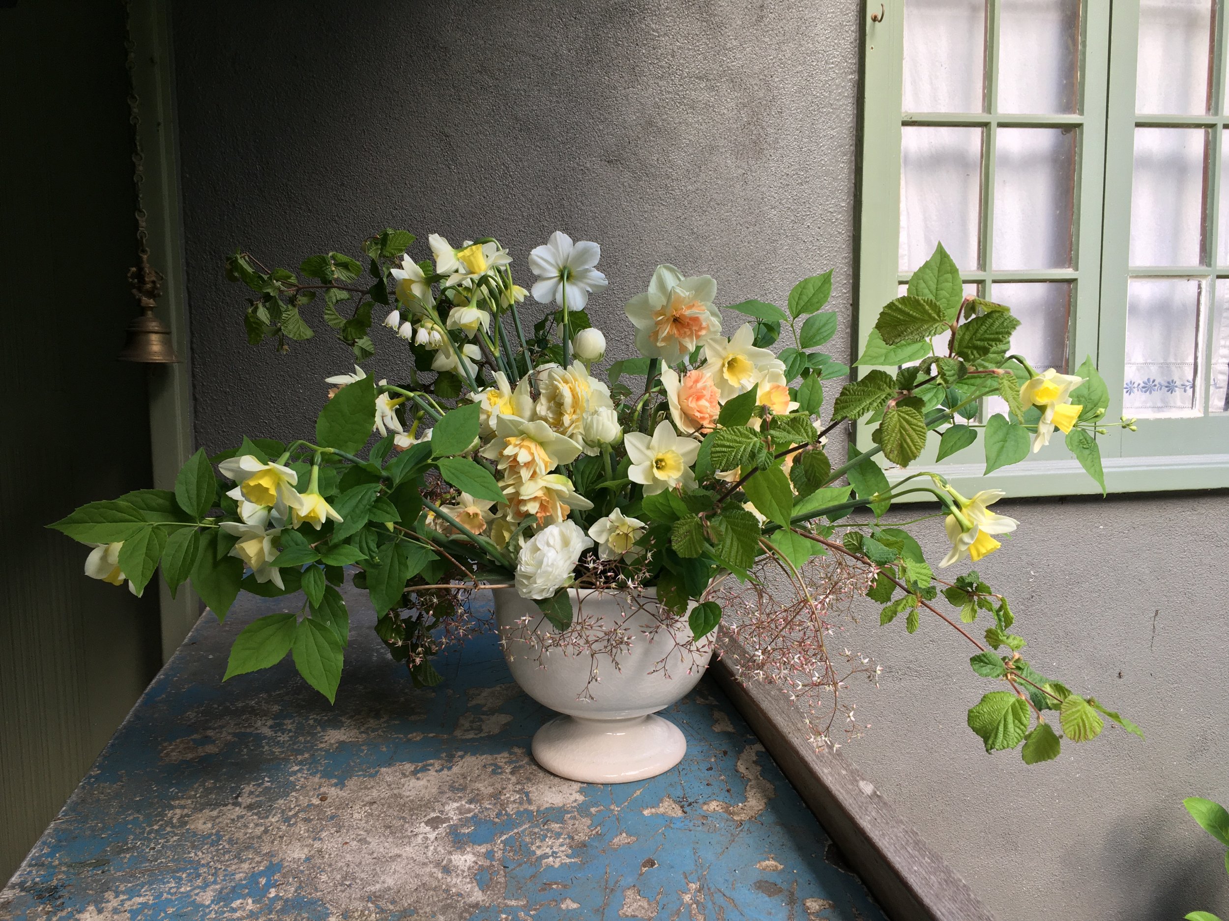 Vase Arrngement, Large Spring.jpeg