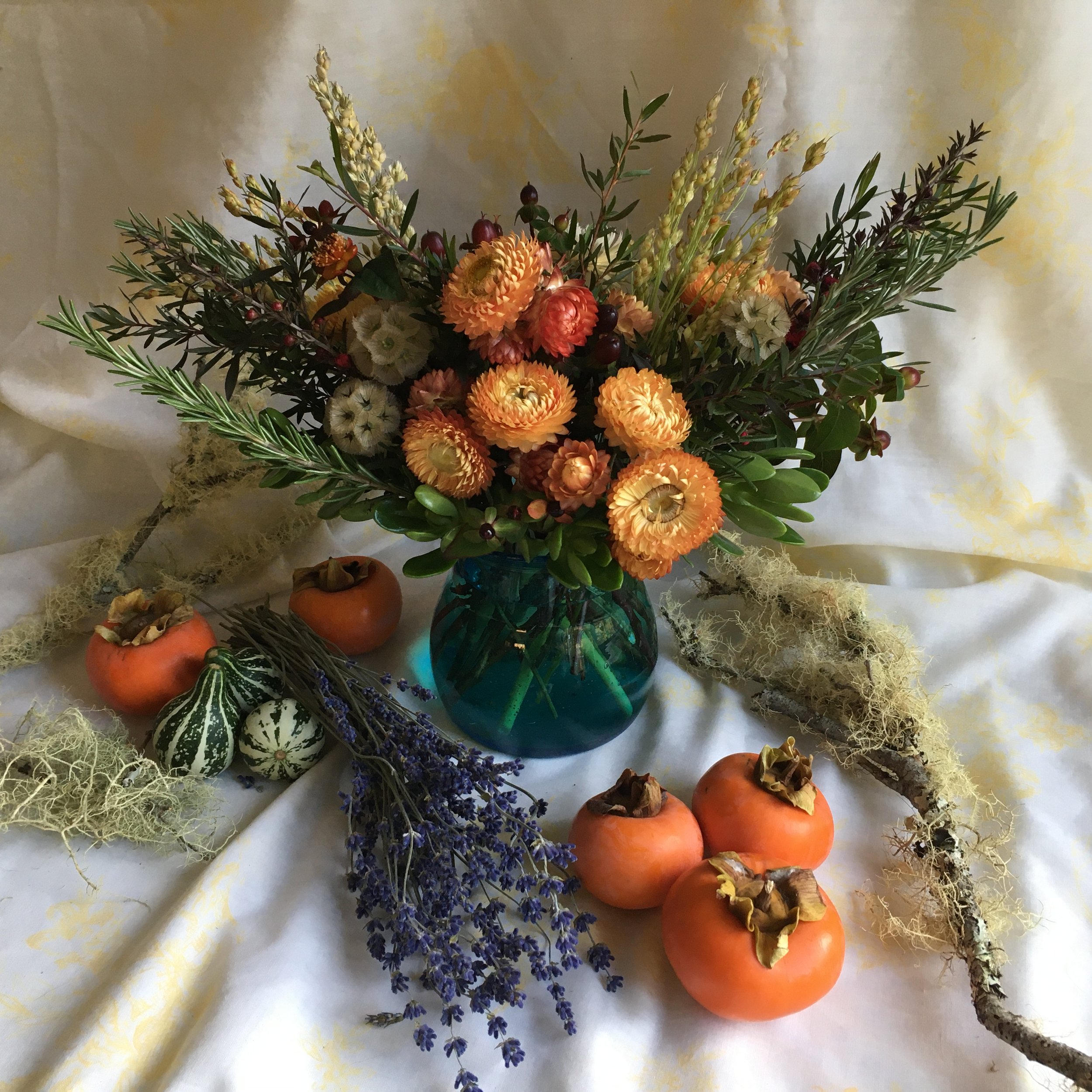 December 24 Short Stem Bouquet.jpeg