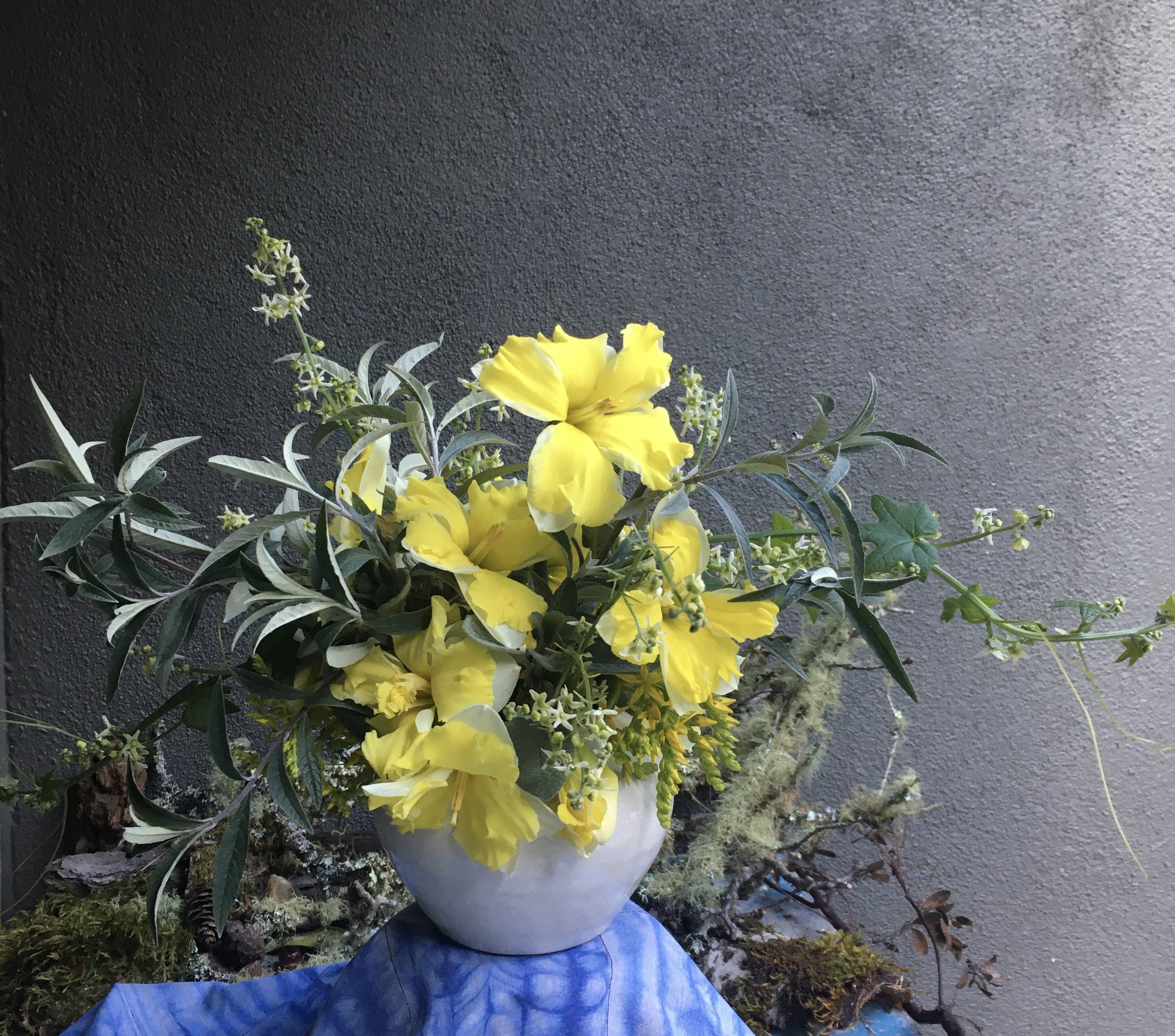 March 15 2021 Arrangement w: Narcissus Cassata.jpg