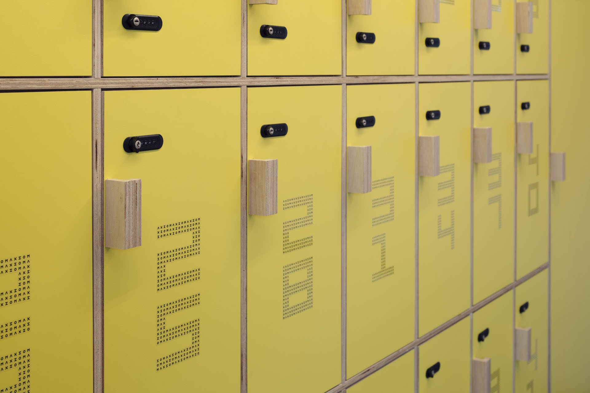 Axiom Gym Locker Detailed