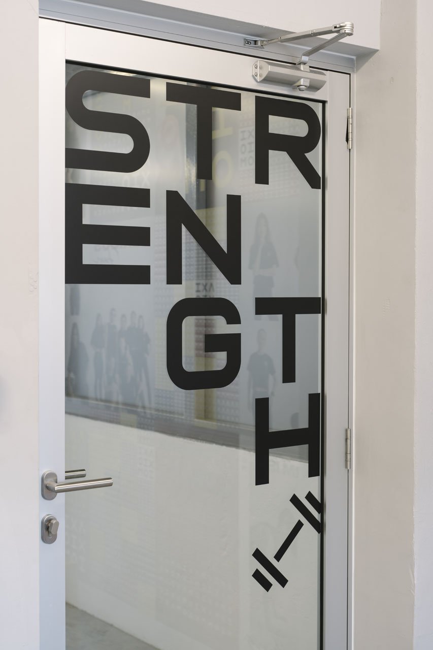 Axiom Gym Strength Class Signage