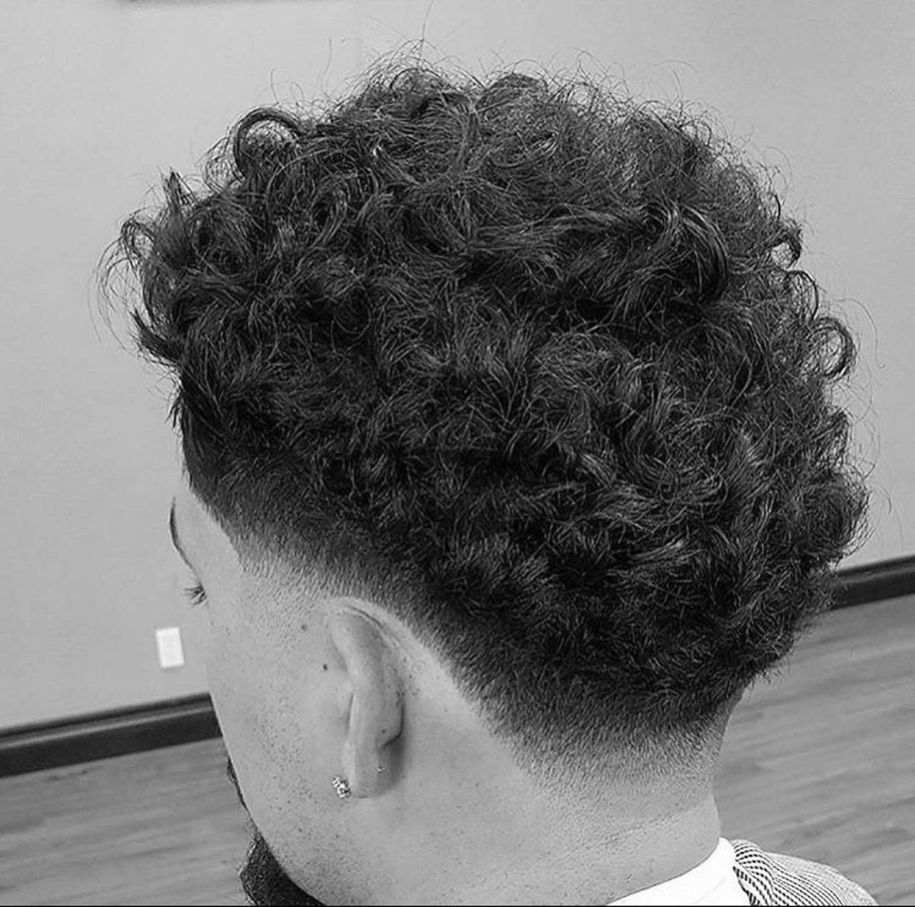 All styles can be done  by booking an appointment with Redthebarbersj.com

#sanjose#sanfrancisco#losangeles#newyork#fades#haircuts#tapers#lineups#barber#ybfb#yourbarbersfavoritebarber#mcblends