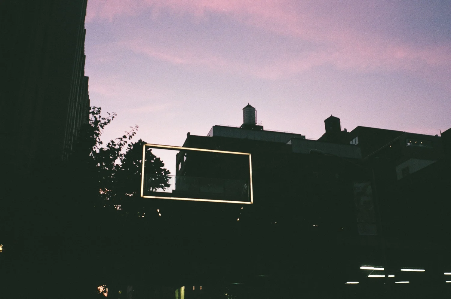 〔 emo critical 〕| &mdash;(under construction)&mdash;