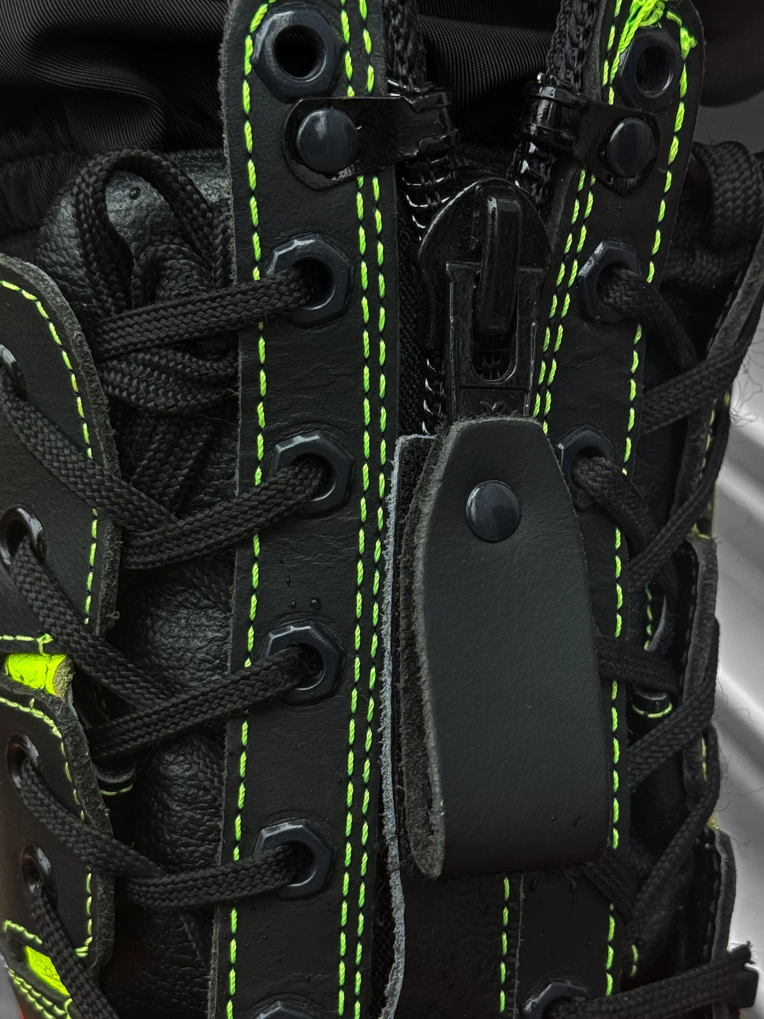 TUFFKING VIBRAM BOOT