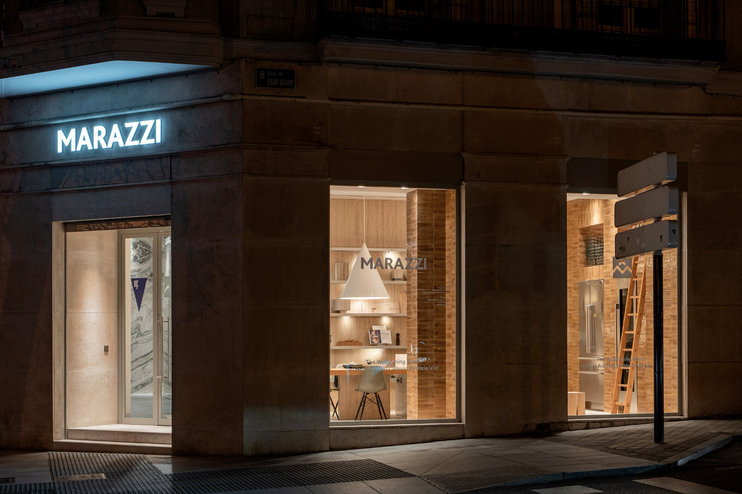 6-MARAZZI+MADRID_SHOWROOM.webp