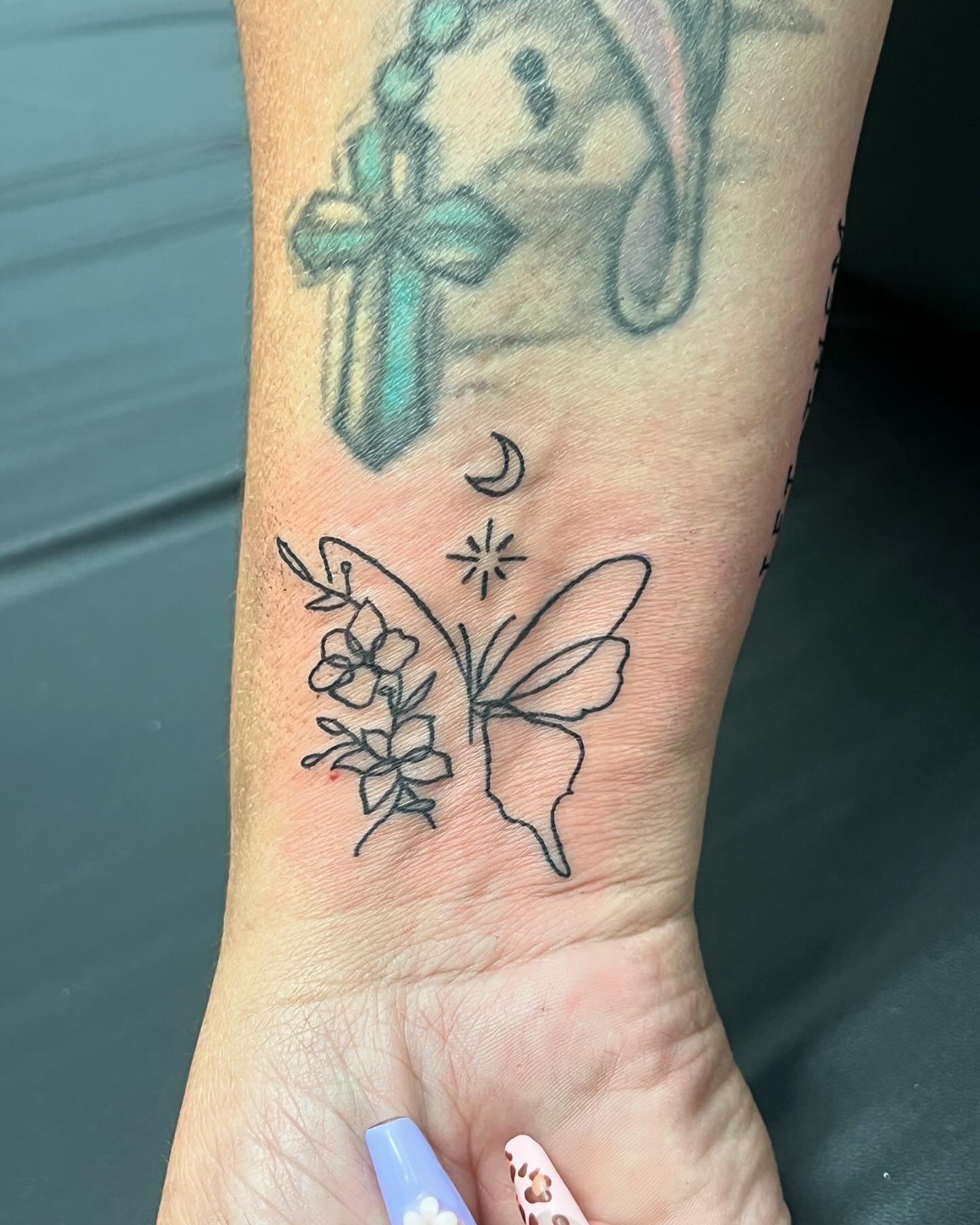 Custom design yesterday 🦋

#finelinetattoosnc #tattoosnc #wilmingtonnctattoos #wilmingtontattoo #tattooswilmington