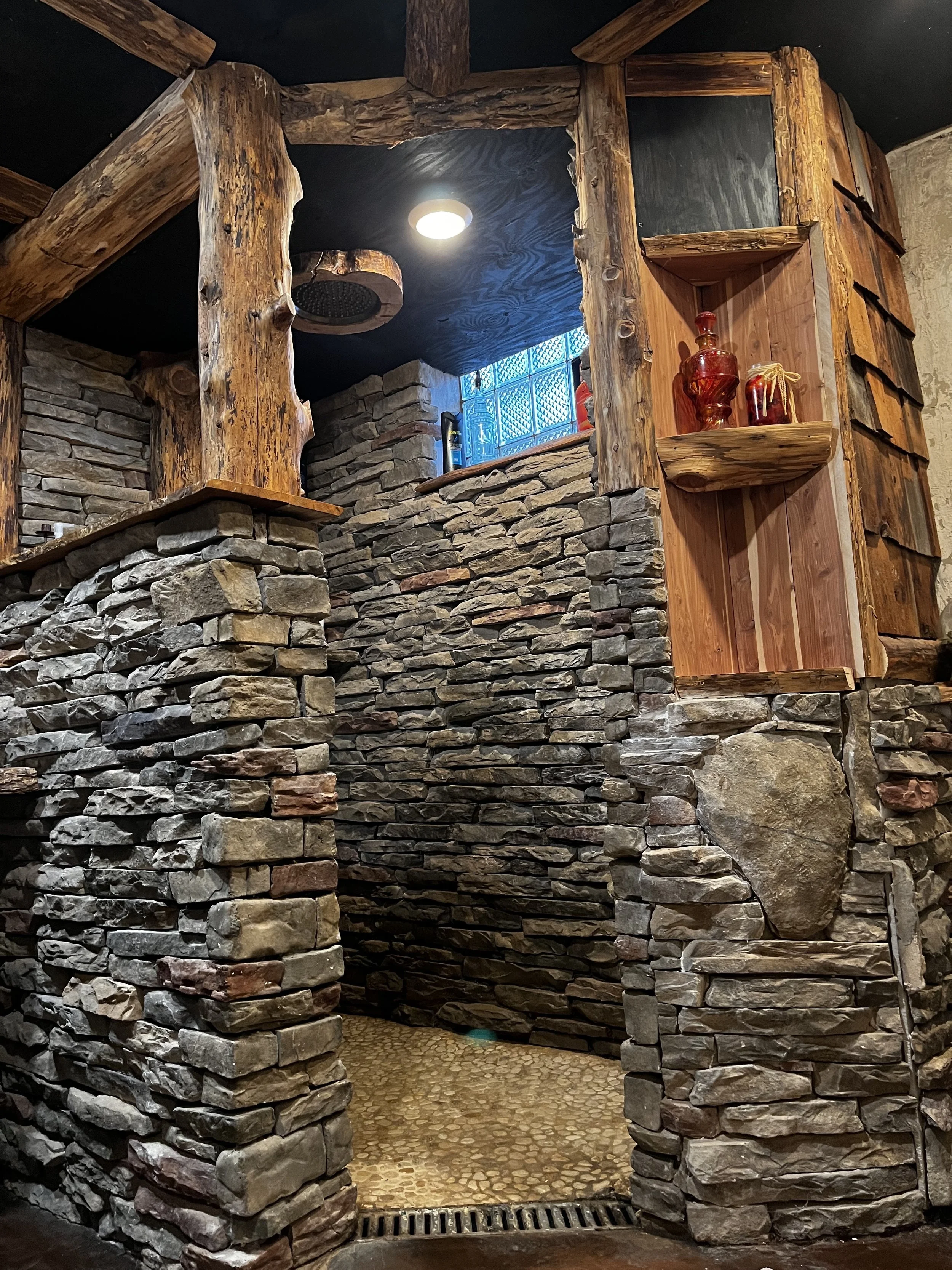 Custom bathroom 2.jpg