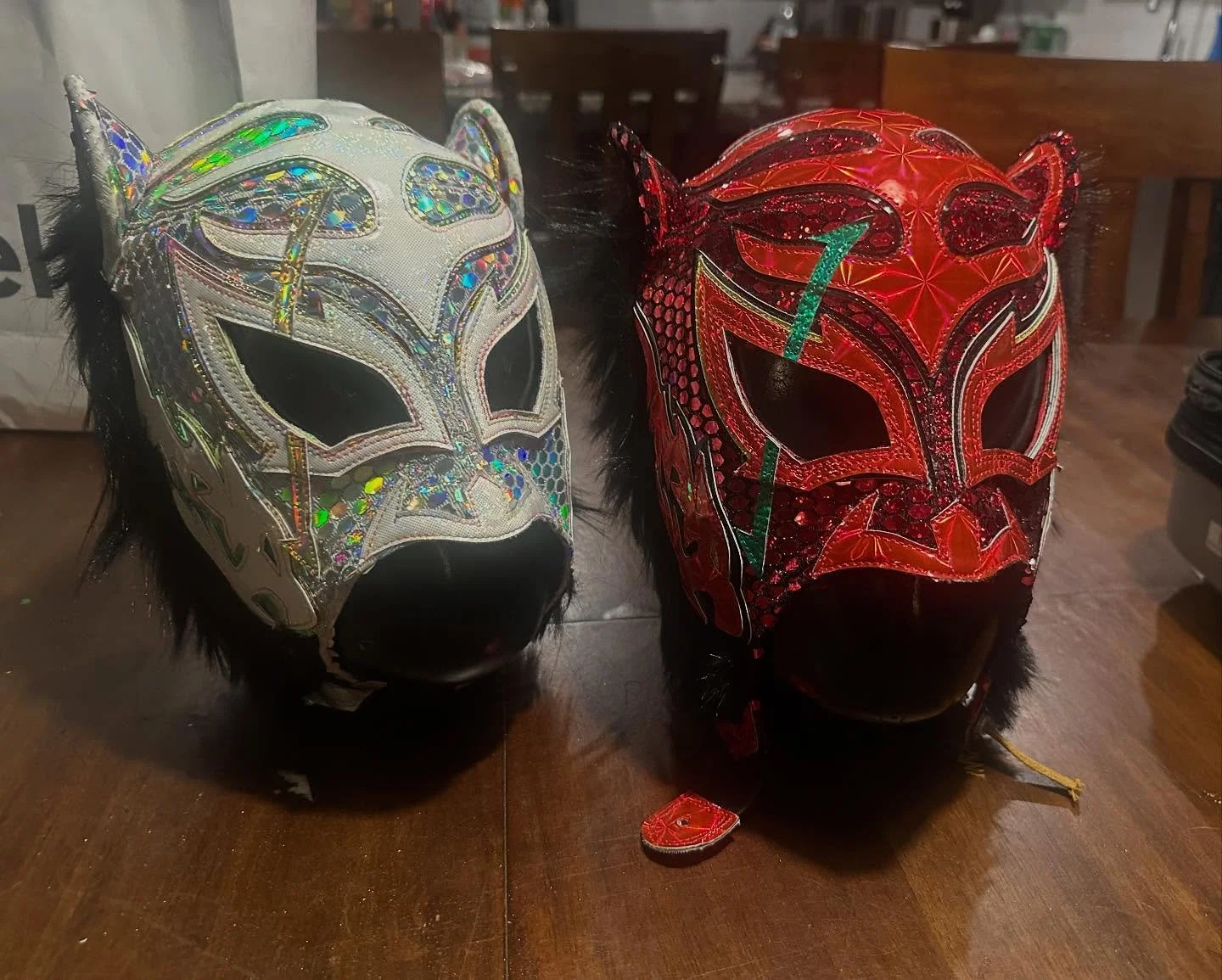 The mask of #Luchalit Lince Dorado from #WorldsCollide1 and #WorldsCollide2

La m&aacute;scara de #Luchalit Lince Dorado de #WorldsCollide1 y #WorldsCollide2