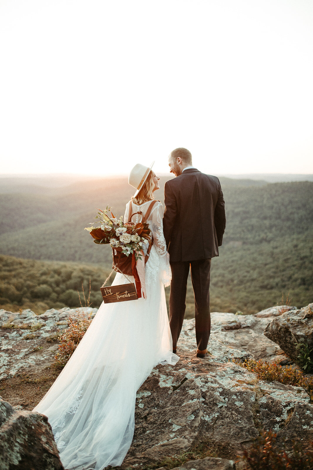 laura powers photo, arkansas wedding and elopement photographer, styled by creatives, white rock mountain wedding, elopement in arkansas, arkansas weddings -0028_websize.jpg