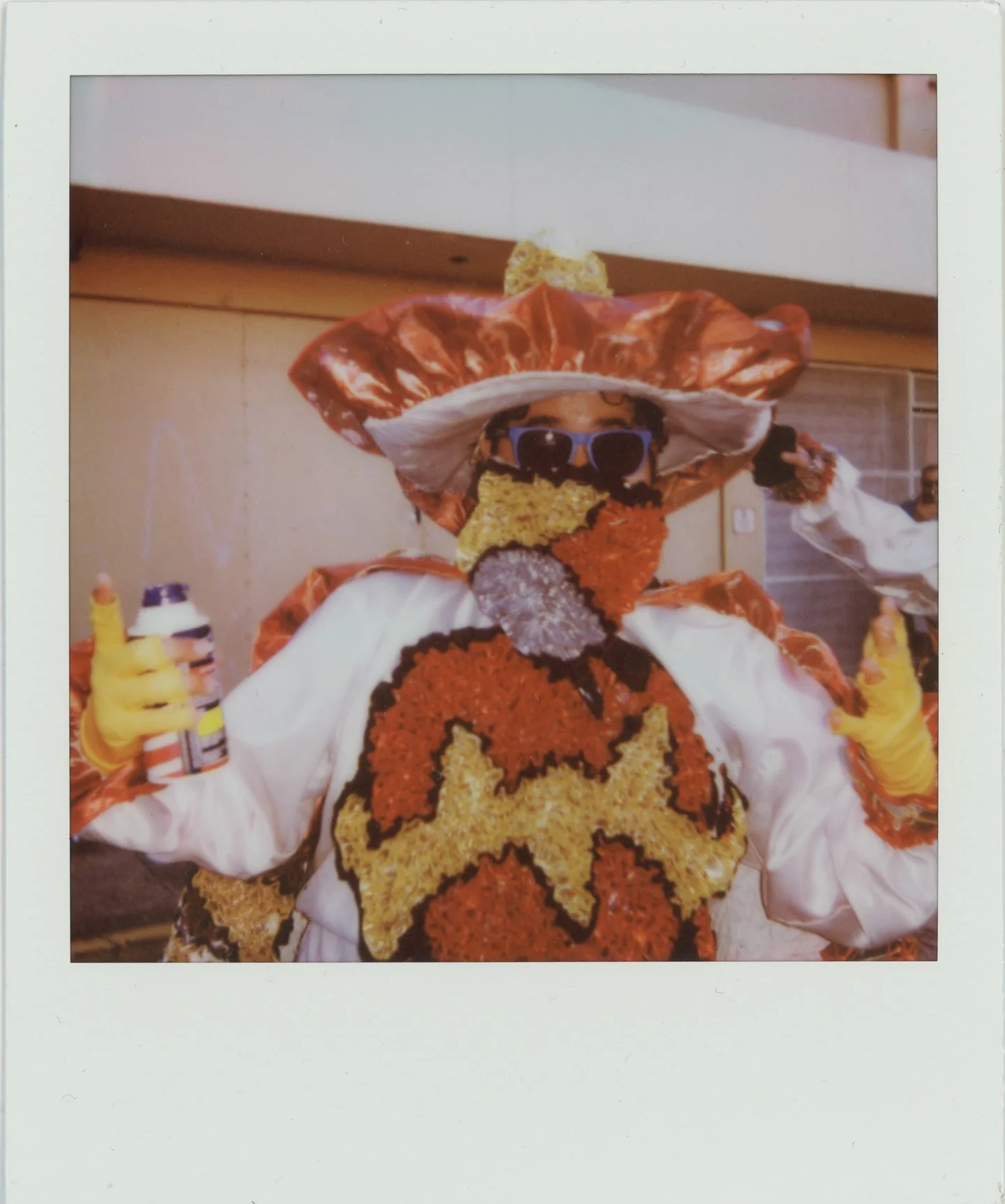 Hatillo, Fiesta de las Mascaras 2025
RIP a las dos polaroids que perd&iacute; cuando se me cay&oacute; la c&aacute;mara, miss you everyday
&bull;
&bull;
&bull;
&bull;
&bull;
&bull;
&bull;
#hatillo #polaroid600 #instantfilm #polaroidone600 #mascarasde