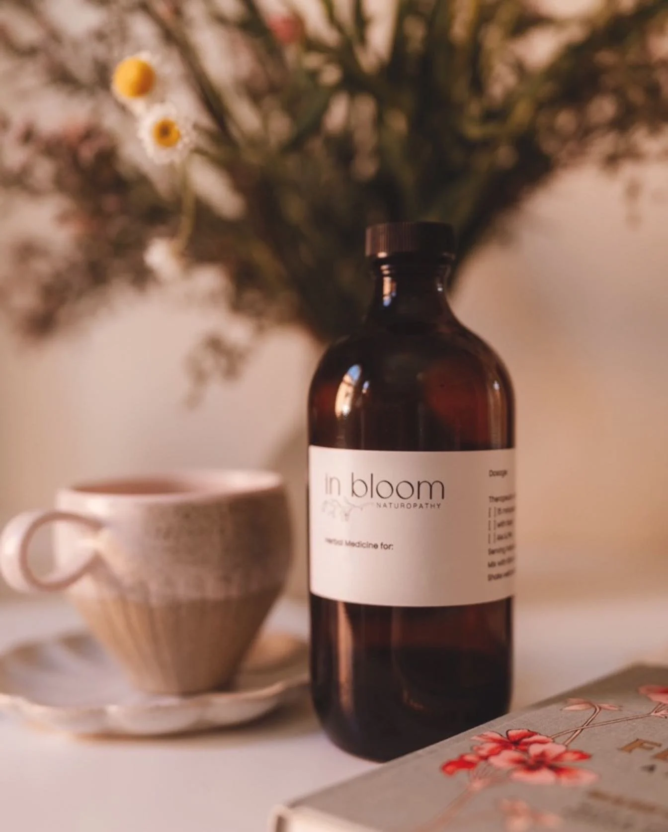 Christmas clinic update 🎄✨

I will be out of office eating gingerbread &amp; forgetting what day it is from 23/12 - 07/01.

If you need a herbal tonic refill, please let me know before 15/12 to ensure delivery before Christmas &amp; the New Year. 

