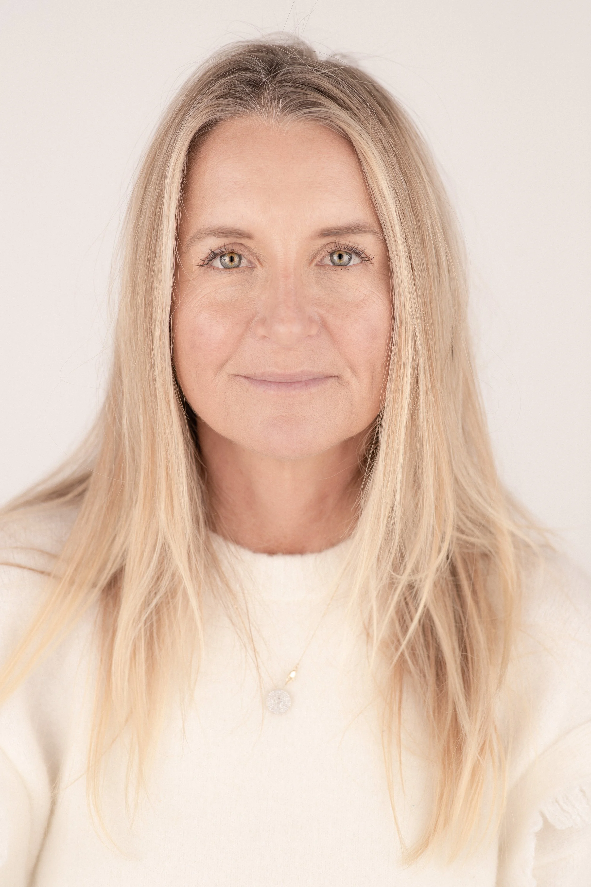 CHRISTINA-KERETSCHMER-00012.jpg