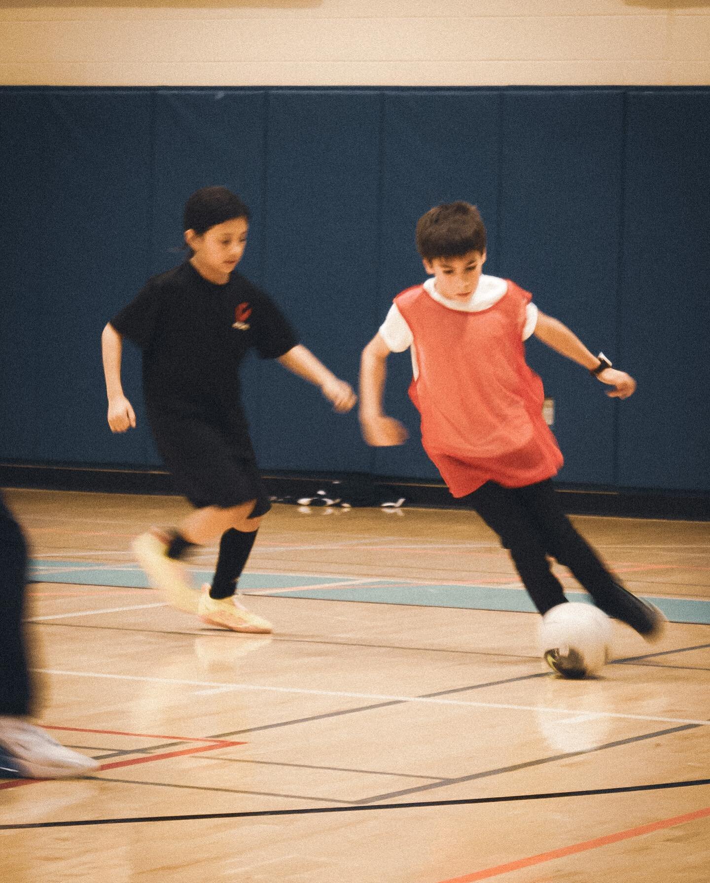 We are excited for another week of training in Chicago. ⚡️⚽️ Here are a few shots from last week. 

We are a youth #futsal training initiative with the emphasis on soccer player&rsquo;s skill improvement through the benefits of futsal. 

#PlayersDeve