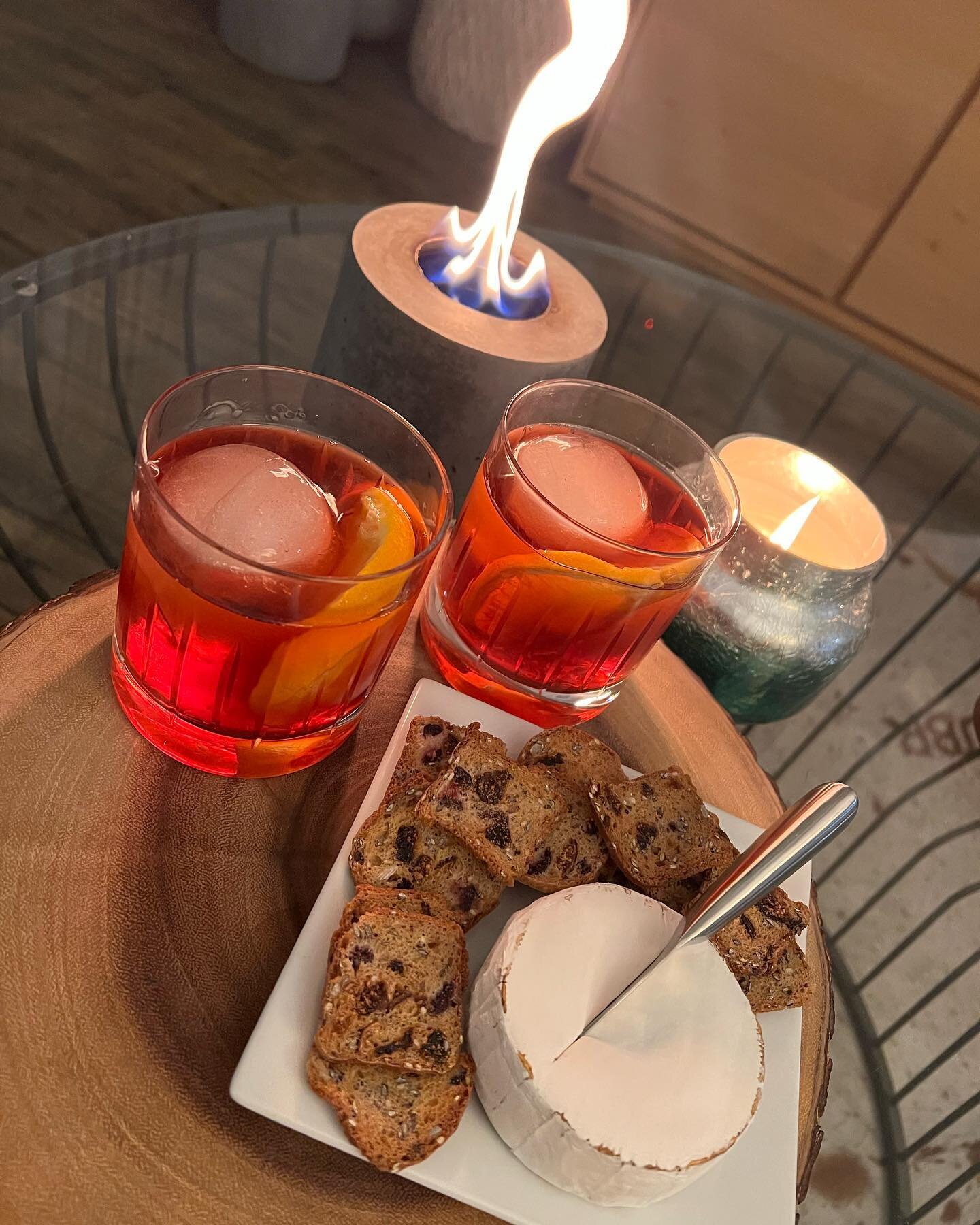 #dinner &hellip; his + her #Negroni &hellip; a little cheese&hellip; a few crackers &hellip; and of course the @flikrfire